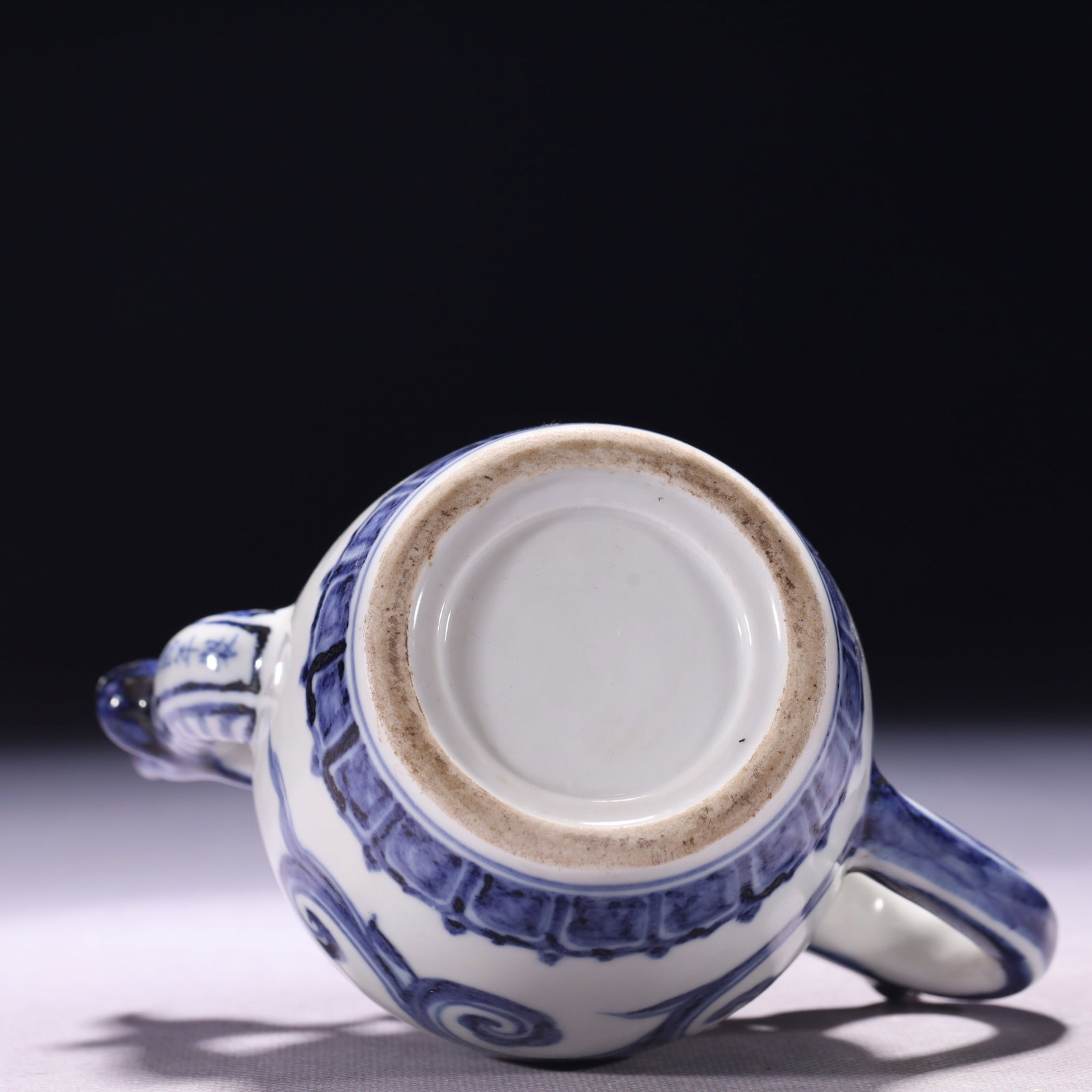 An Exquisite Blue and White Auspicious Cloud Pattern Ewer - 14