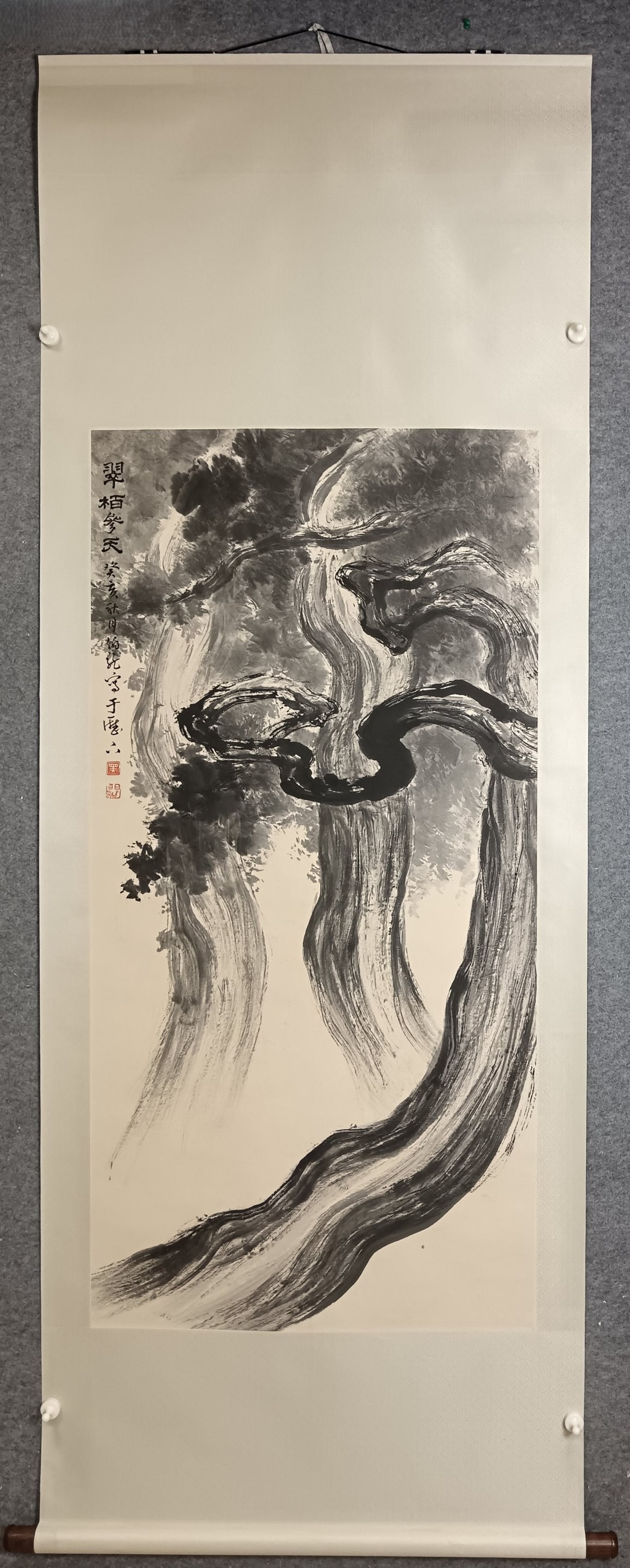 A Pair of Exquisite Sterling Silver Inlaid Aquamarine Earrings: A Chinese Vertical Scroll Ink Painting of Landscape on Paper,Hei Bolong,Size:26.8inx53.9in 一幅中国水墨山水画立轴,黑伯(
