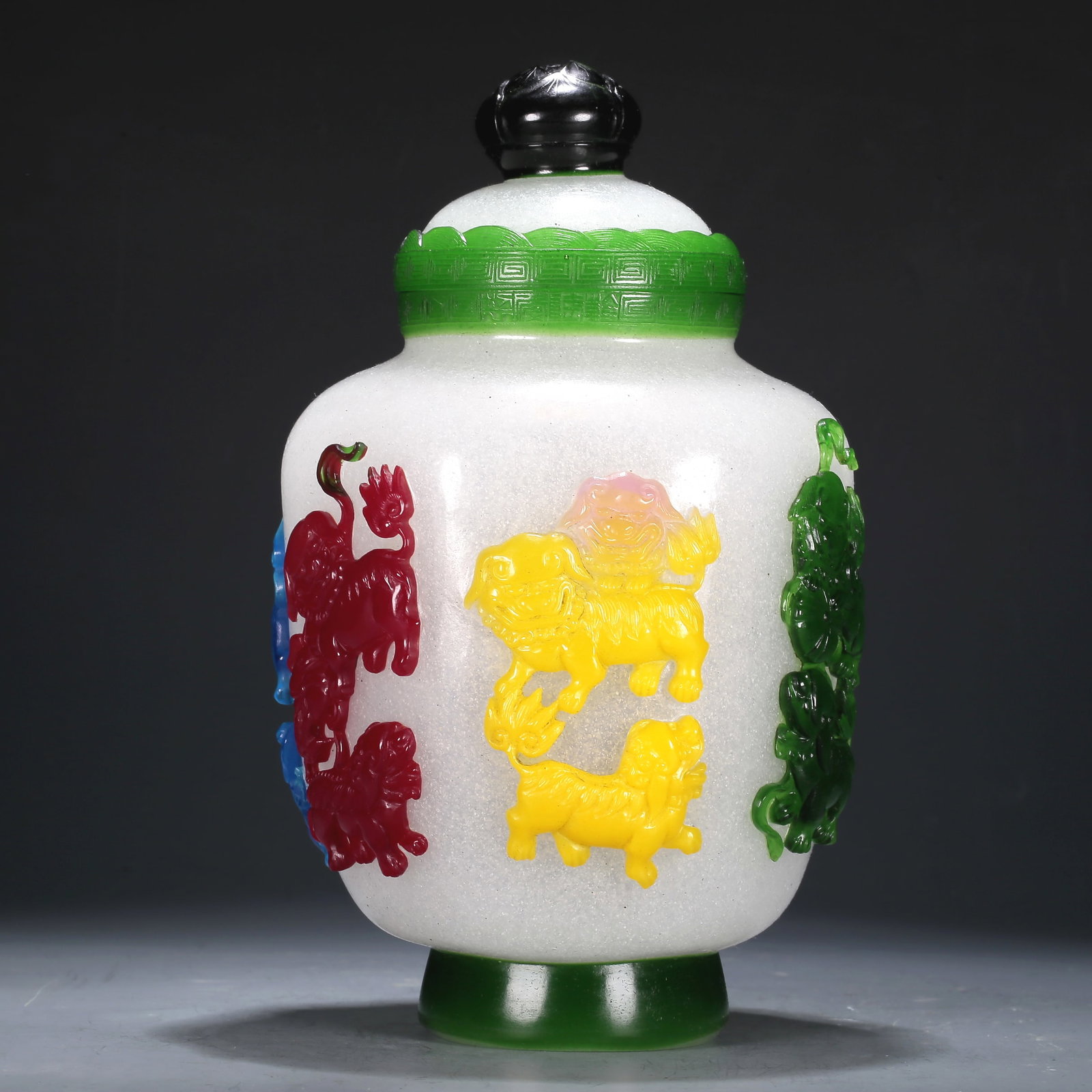 A Pair of Exquisite Sterling Silver-Gold Plated Inlaid Shell Gourd Earrings: A Multi-Color Overlay White Glass 'Flower, Bird, Figure' Jar And Cover. The top is painted with a key-fret border, body with figures and mythical beasts. Chinese Qing Dynasty. Qianlong Four-Character 