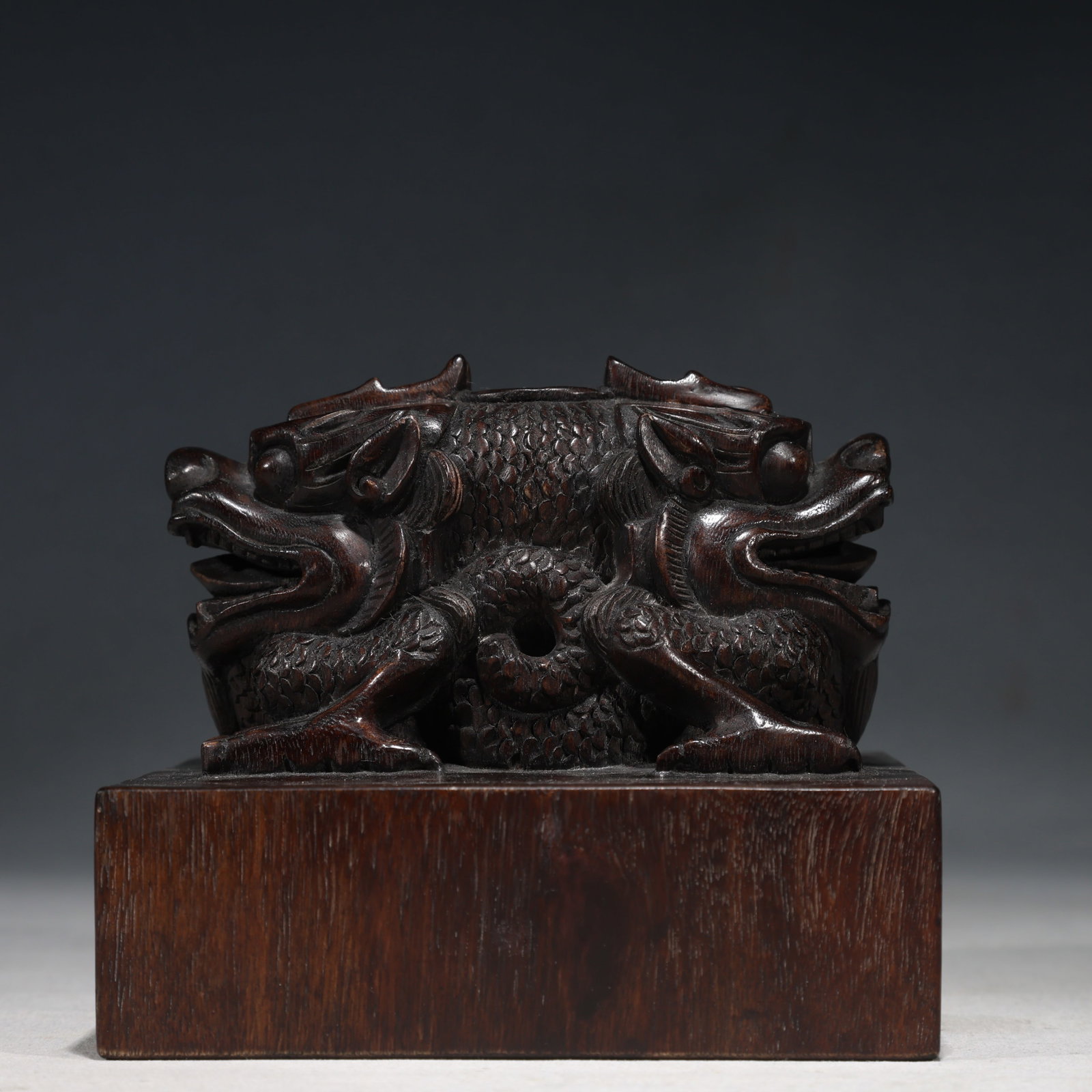 An Exquisite Eaglewood Dragon Pattern Seal - 4