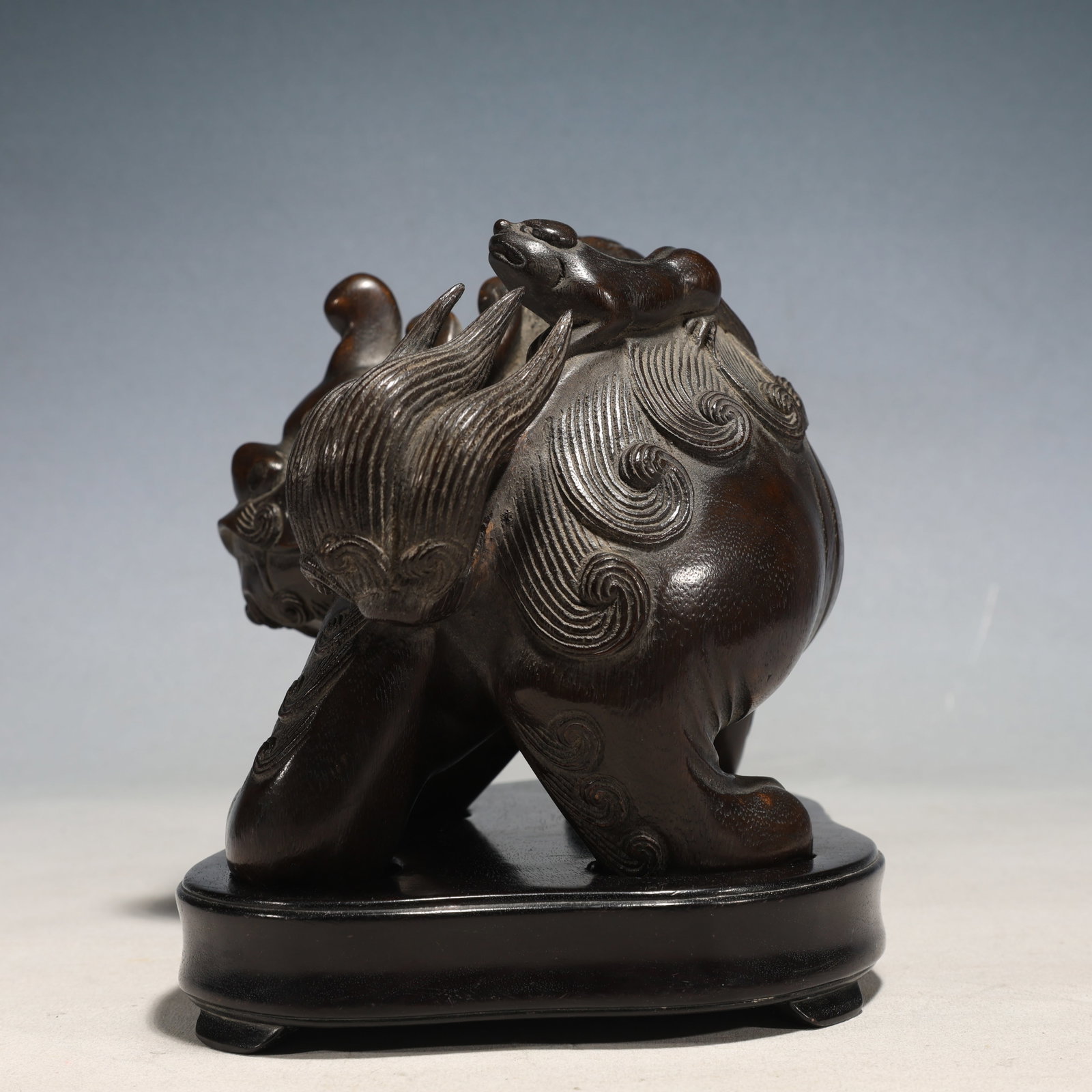 An Exquisite White Jade Dragon Pattern Pendant - 5
