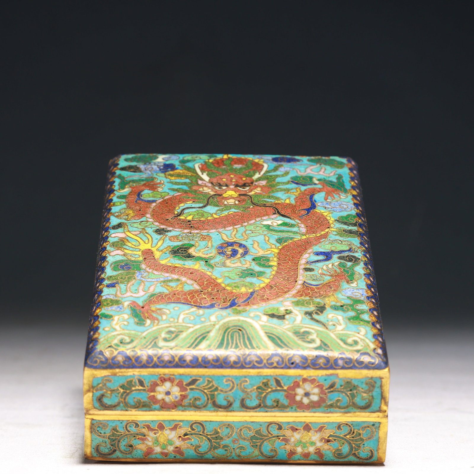 A Pair of Exquisite Bronze-Gold Plated Inlaid Jasper Earrings: An Exquisite Cloisonne Lotus,Auspicious Cloud and Dragon Pattern Box with Cover,Qing Dynasty,China,Qianlong Four-character Mark,Size:5.5inx3.9inx2in,Weight:900g 景泰蓝缠枝