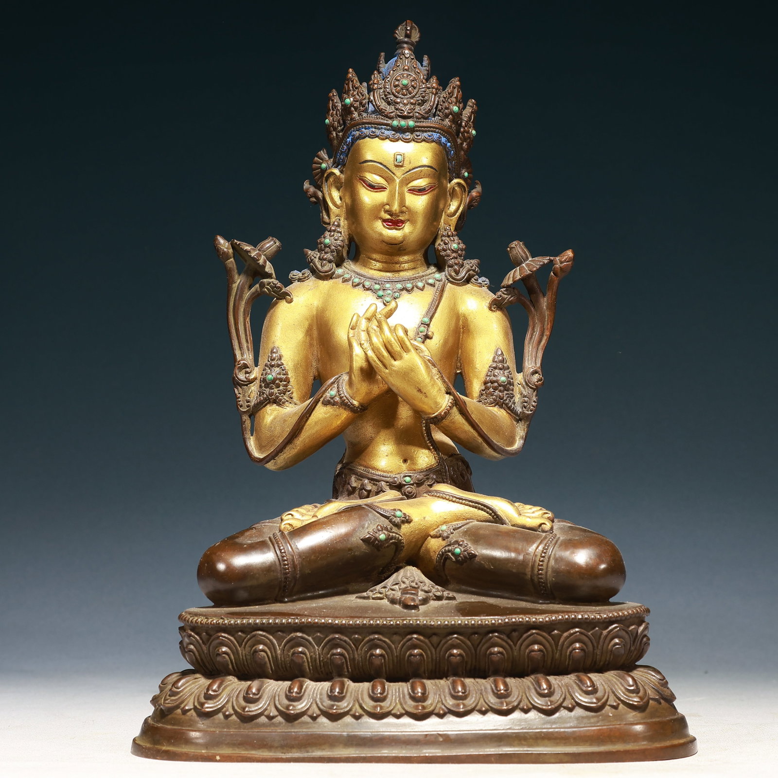 An Exquisite Iron-Red Painted Gold Lotus and Dragon Pattern Brush Pot: A Solemn Gilt Bronze Statue of Tara,Inlaid Turquoise,Qing Dynasty,China,Size:9.4inx6.3inx13.8in,Weight:6450g 铜鎏金度母像,嵌绿松石,中&