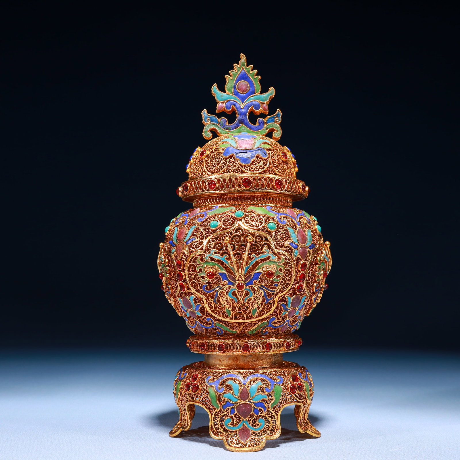 An Exquisite Jun yao Vase,with an Imperial Poem by Emperor Qianlong: An Exquisite Filigree and Gilding Butterfly Pattern Bottle,Inlaid Gems,Qing Dynasty,China,Qianlong Four-character Mark,Size:5.1inx2inx9.4in,Weight:700g 掐丝鎏金蝴蝶