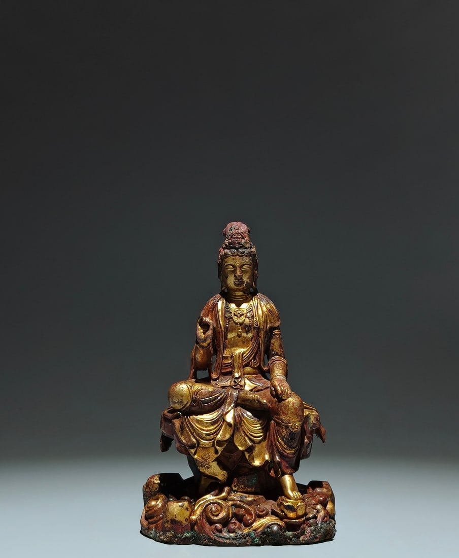 An Exquisite Ring,Inlaid Diamond: A Solemn Gilt Bronze Statue of Avalokitesvara,Tang Dynasty,China,Size:7.5inx4.7inx3.1in 铜鎏金观音像,中国唐代