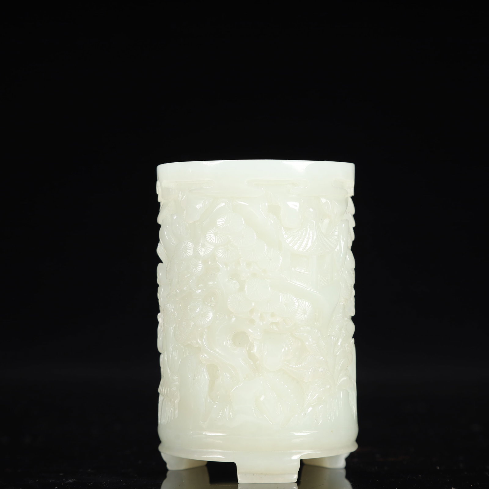 A Chinese Vertical Scroll Ink Painting of Pine and Eagle on Paper: An Exquisite White Jade Landscape and Figure Pattern Tripod Brush Pot,Qing Dynasty, China,Size:2.2inx3.3in,Weight:250g 白玉山水人物纹三足笔&