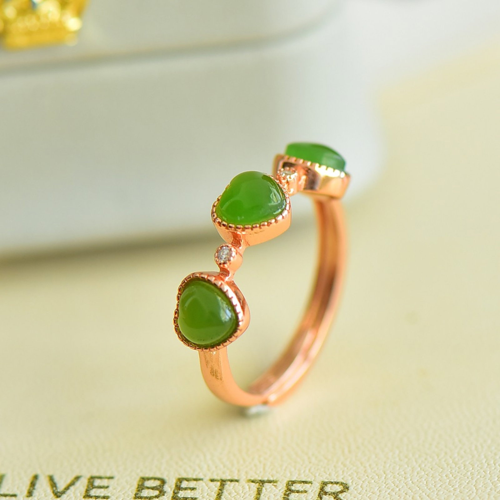 An Exquisite Sterling Silver-Gold Plated Inlaid Jasper Ring: An Exquisite Sterling Silver-Gold Plated Inlaid Jasper Ring,Size:0.2inx0.2in 纯银镀金镶碧玉戒指