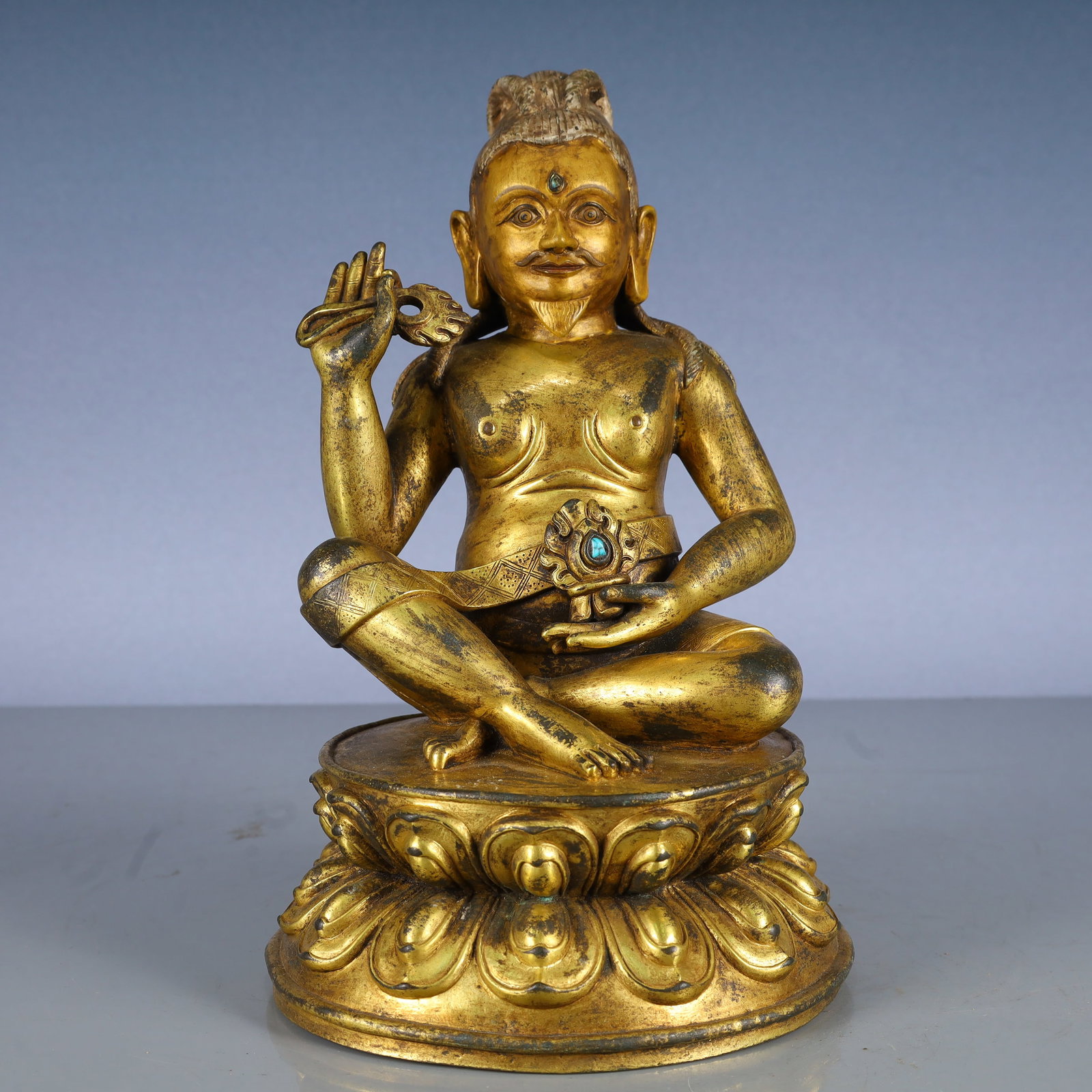 A Solemn Gilt Bronze Buddha Statue,With Inscription: A Solemn Gilt Bronze Buddha Statue,With Inscription,Qing Dynasty, China,Size:6.3inx9.8inx10.2in,Weight:3300g