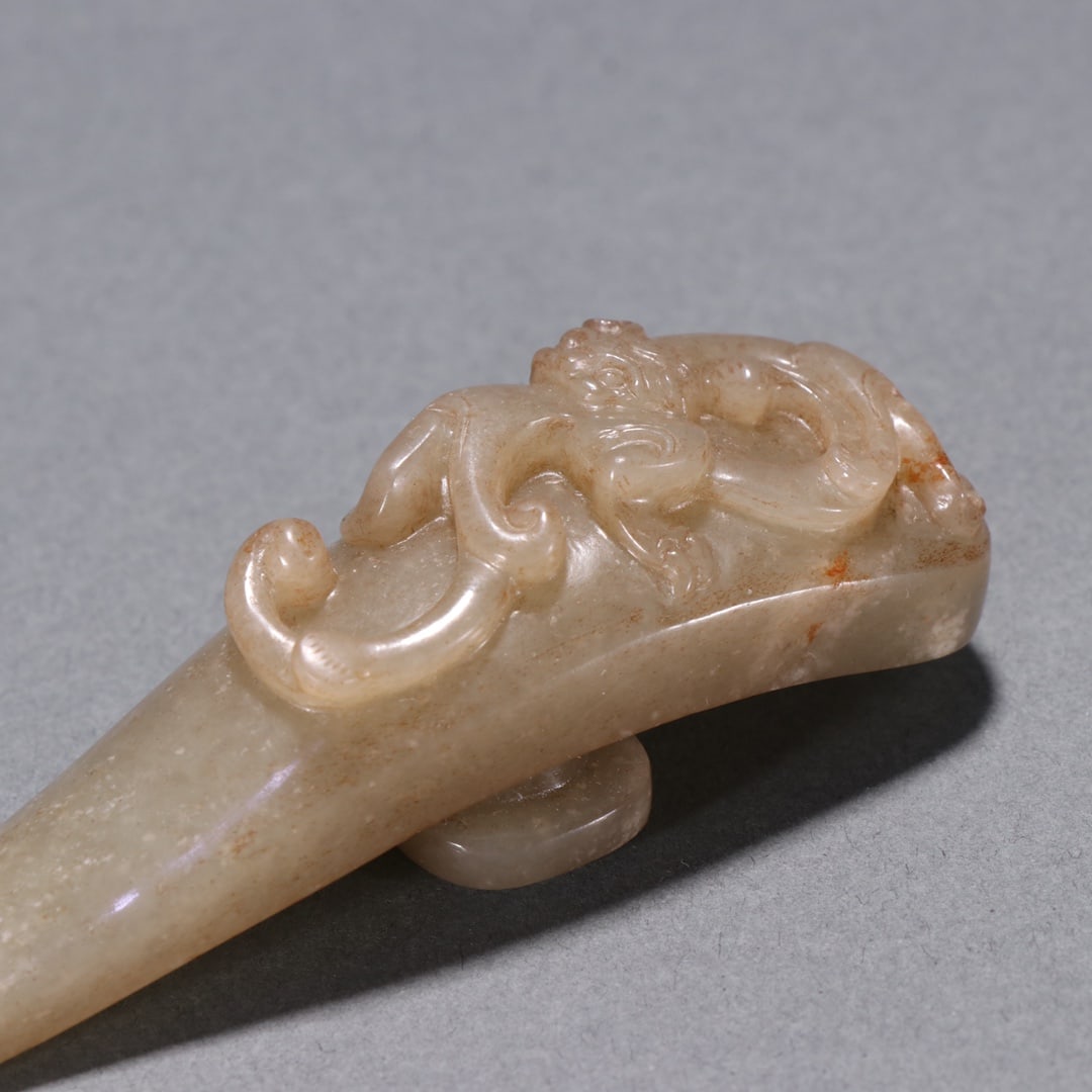 An Exquisite Gaogu Jade Chi-Dragon Pattern Hook - 6