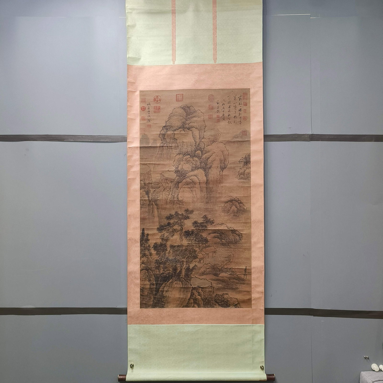 A Chinese Vertical Scroll Ink Painting of Landscape on Paper: A Chinese Vertical Scroll Ink Painting of Landscape on Paper,Li Cheng,Size:50inx25.2in 一幅中国水墨山水画立轴,李成