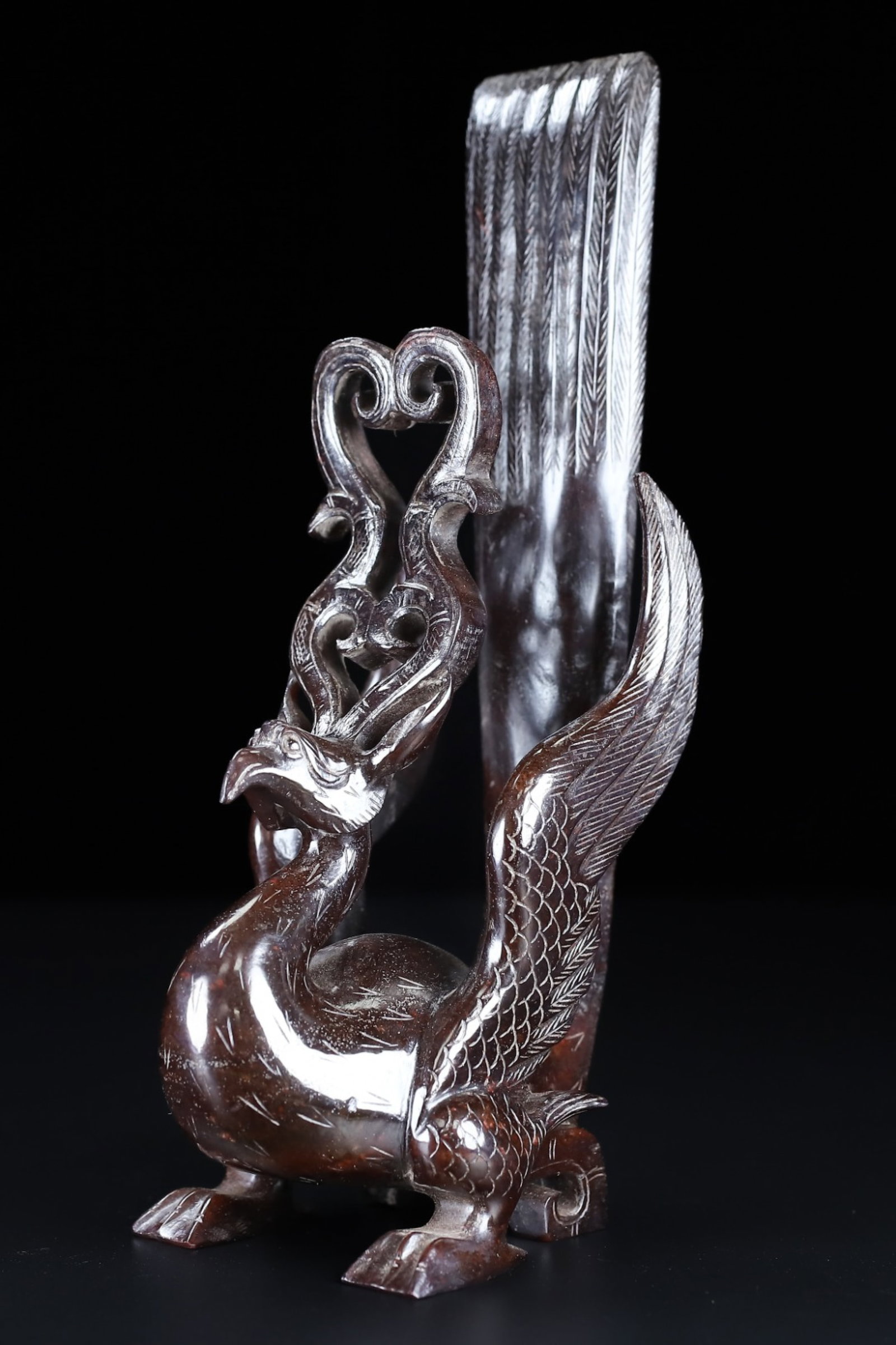 An Exquisite Archaic Jade Phoenix Ornament: An Exquisite Archaic Jade Phoenix Ornament,Ancient Time,China,Size:7.4inx2.4inx3.3in,Weight:504g 高古玉凤摆件,中国远古时期