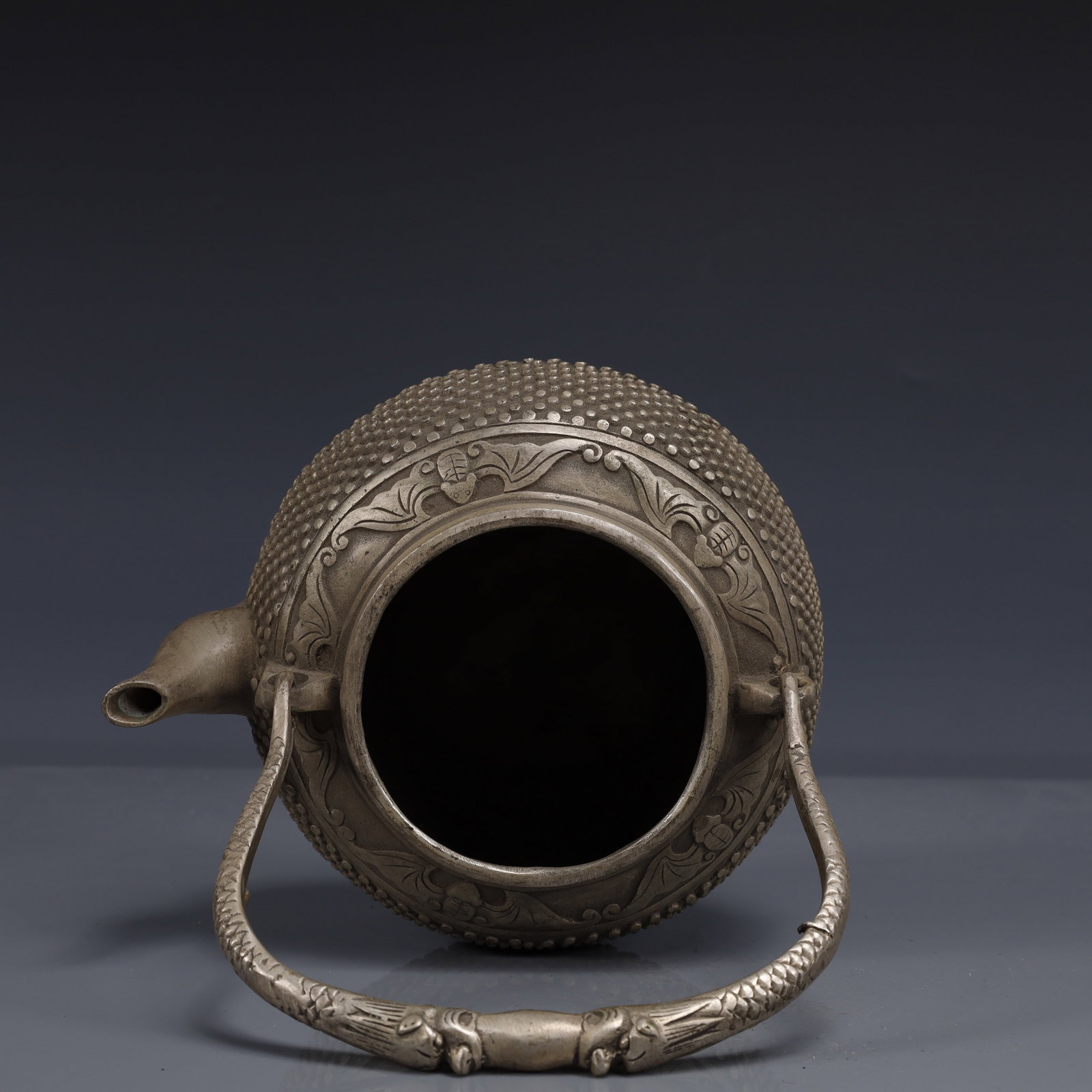 An Exquisite Silver-Plated Bronze Bats Pattern Ewer - 12