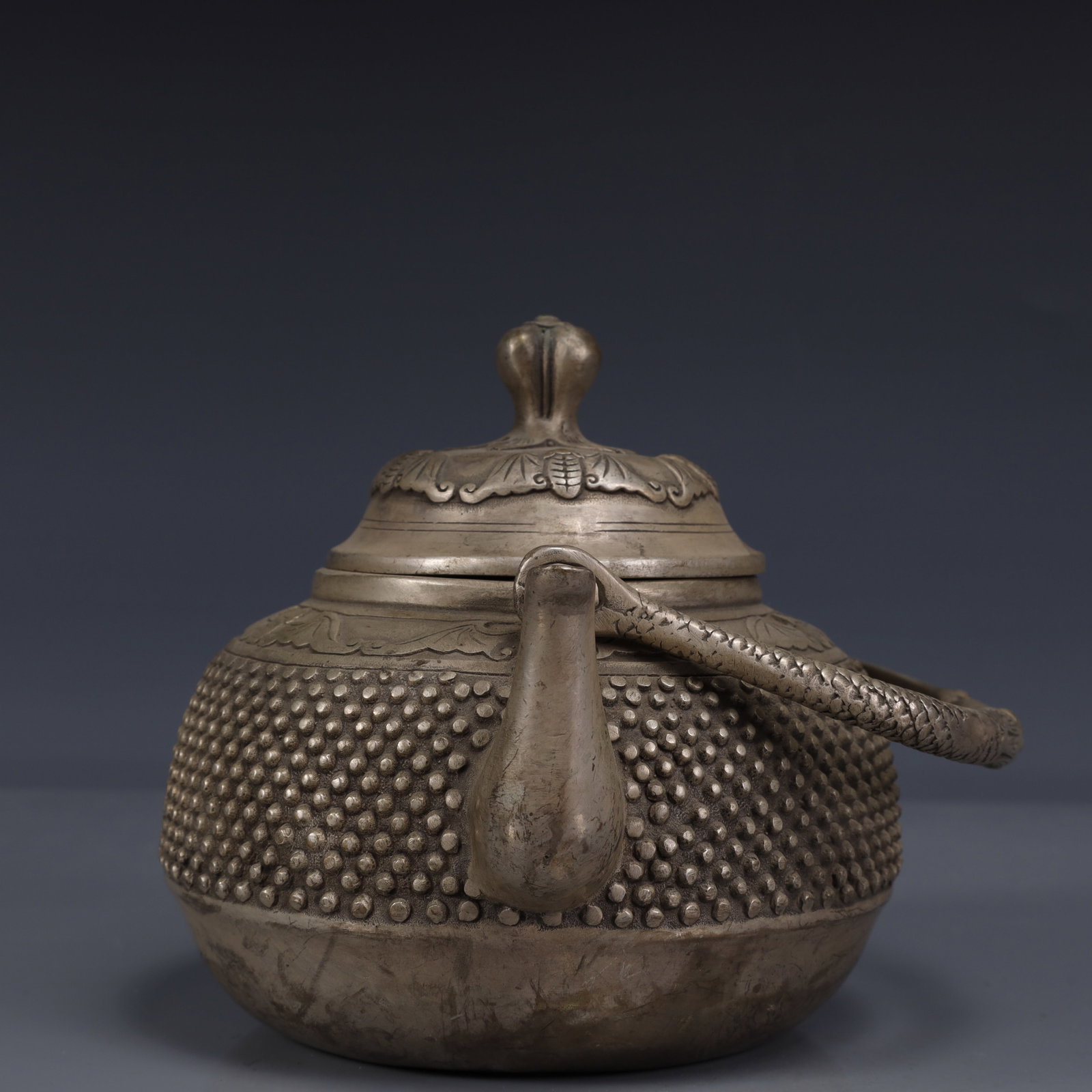 An Exquisite Silver-Plated Bronze Bats Pattern Ewer - 5