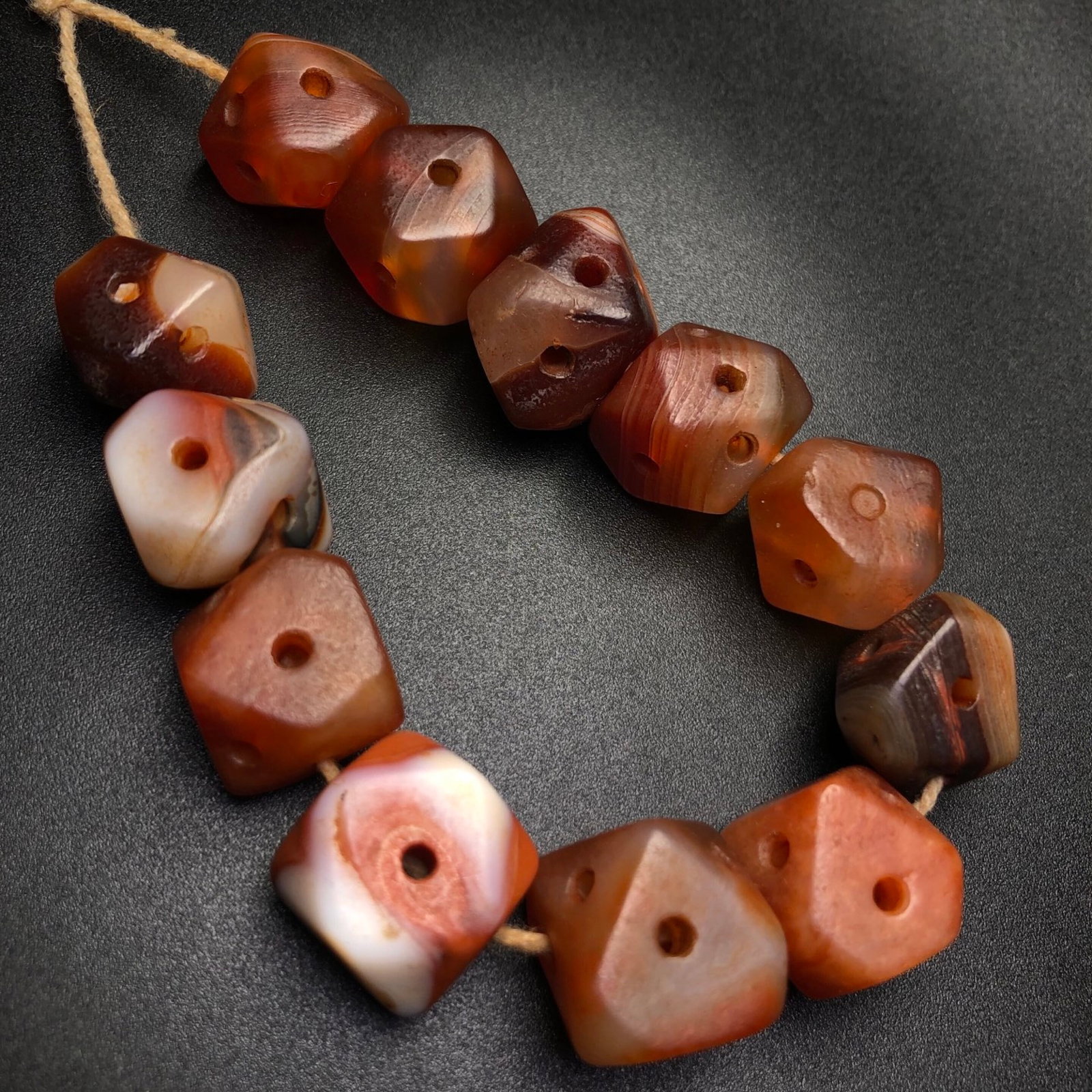 A Precious Agate Bracelets (1 of 9)