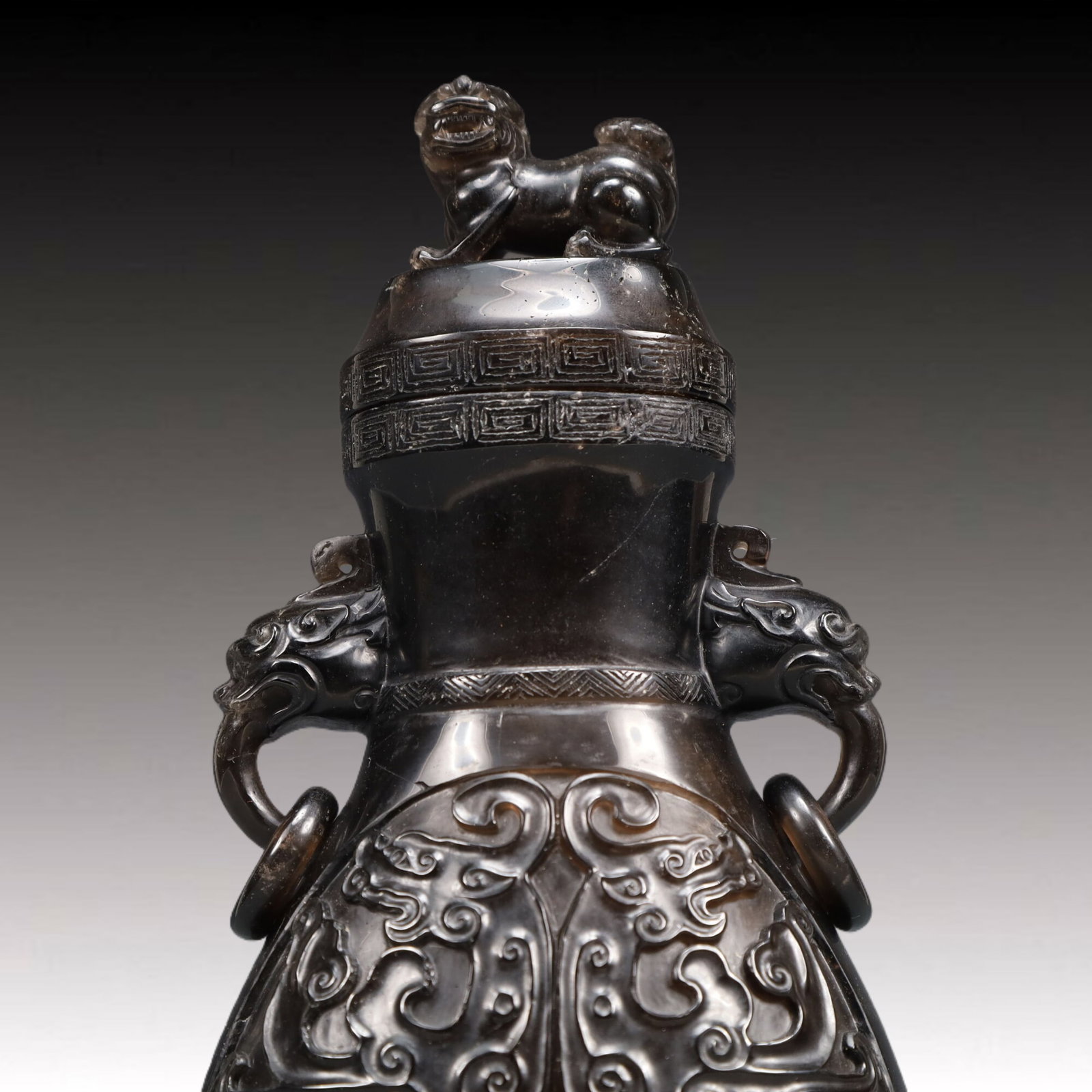 An Exquisite Crystal Beast-Face Pattern Double-Ears Vase - 2