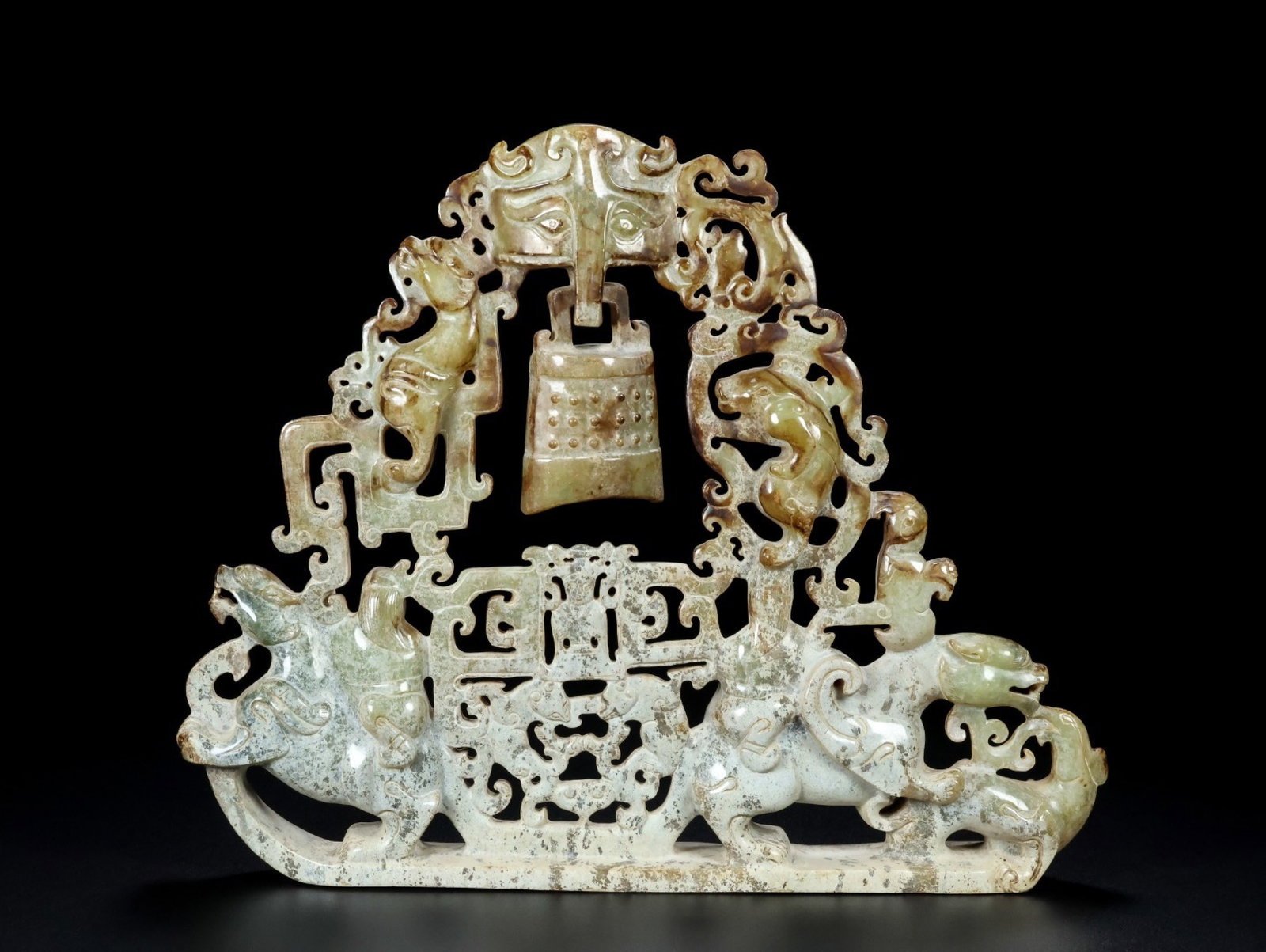 An Exquisite White Jade Figure Pattern Chime - 7