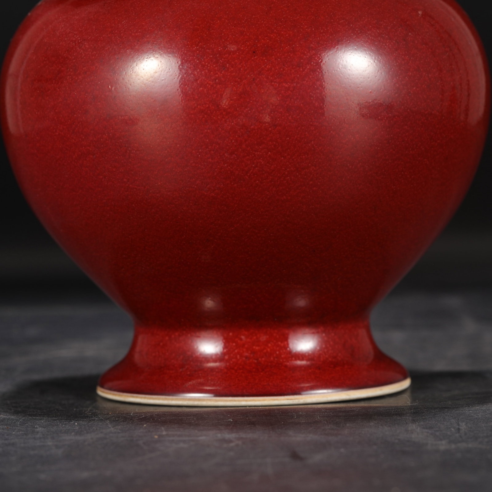 An Exquisite Ruby red-Glazed Vase - 4
