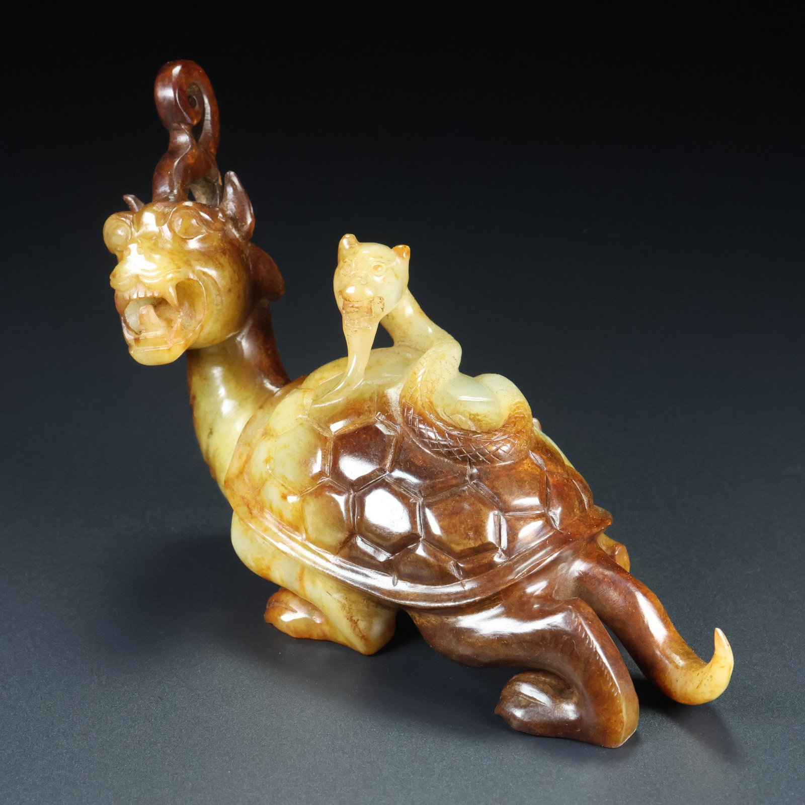 An Exquisite White Jade Snake Pattern Turtle Ornament - 4