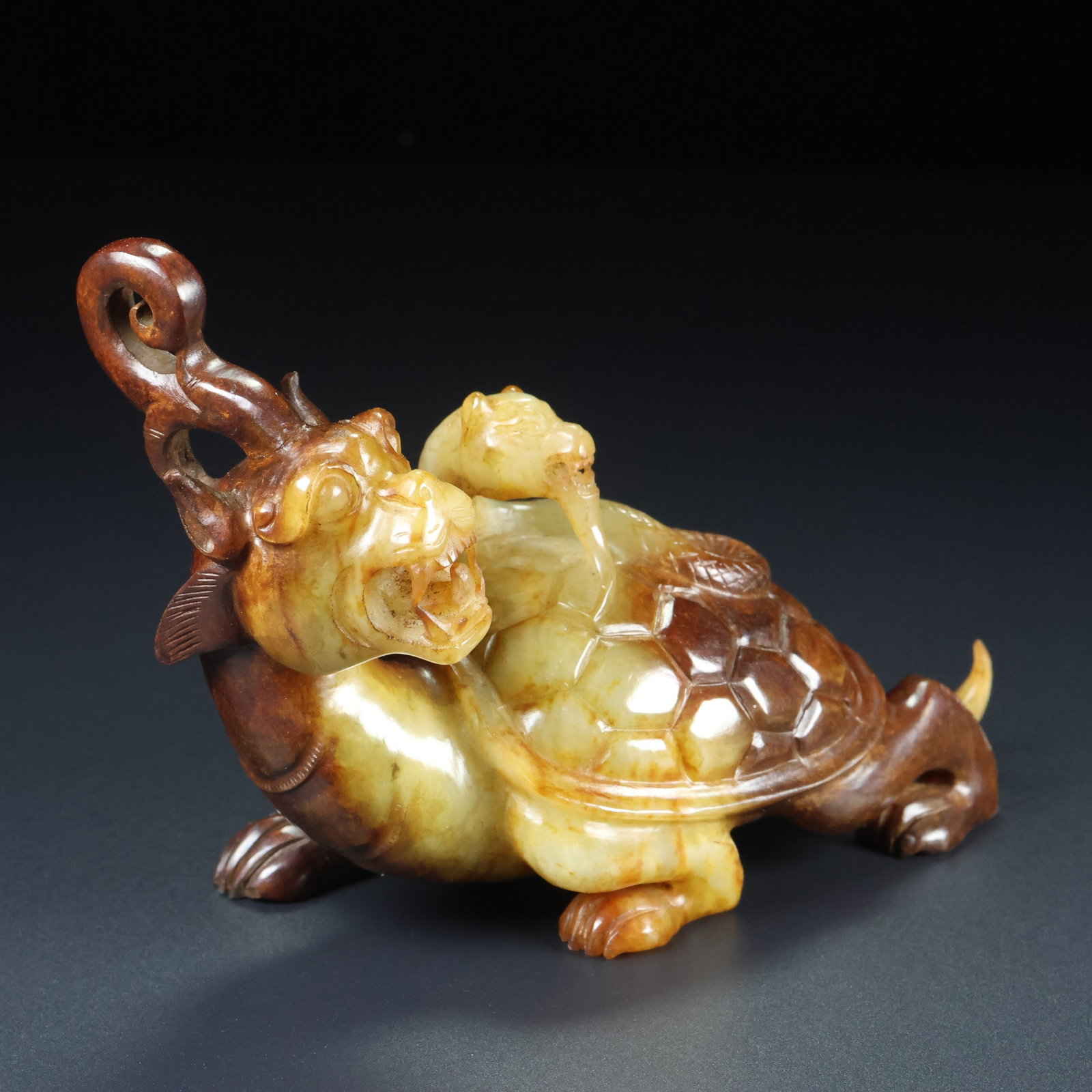 An Exquisite White Jade Snake Pattern Turtle Ornament - 5