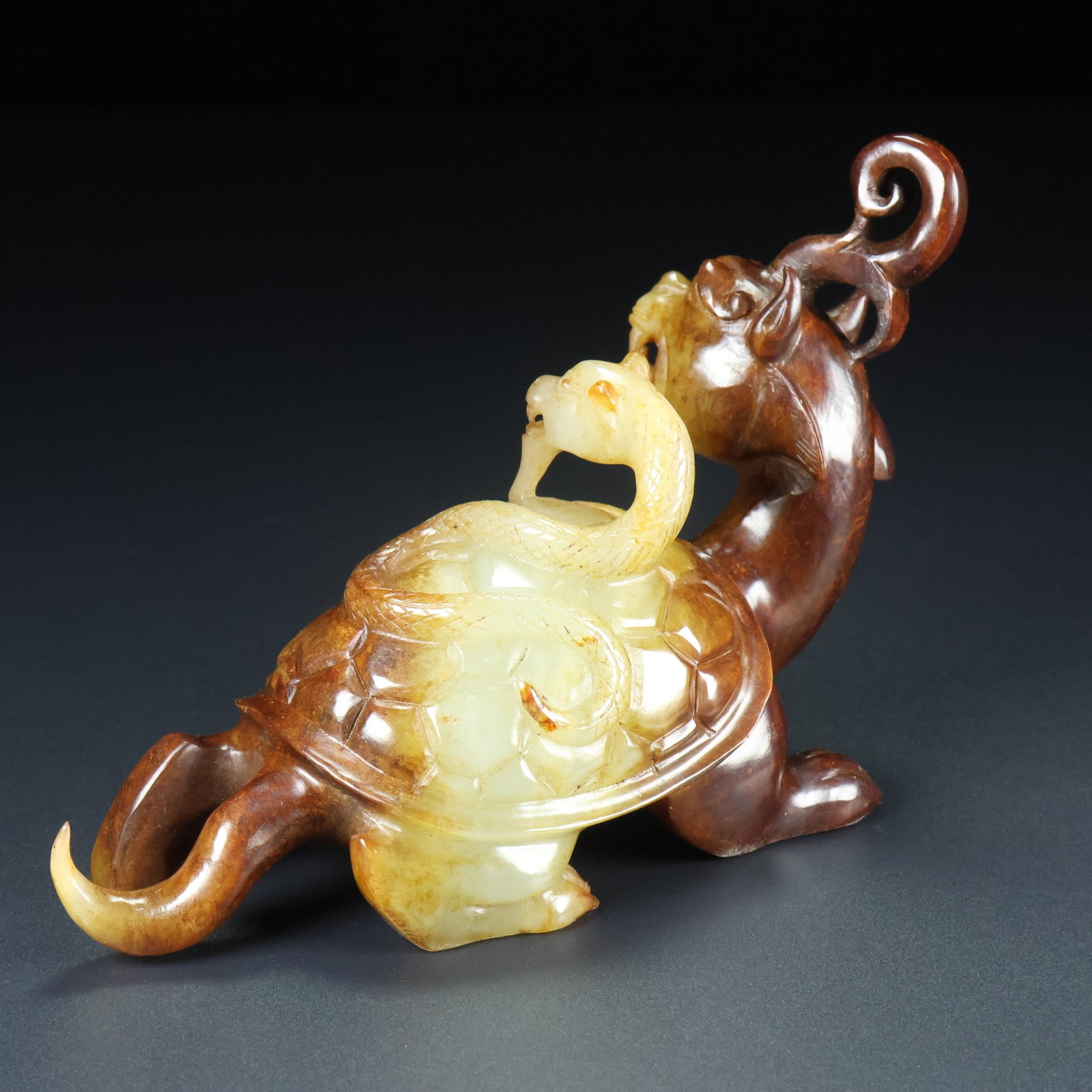 An Exquisite White Jade Snake Pattern Turtle Ornament - 7