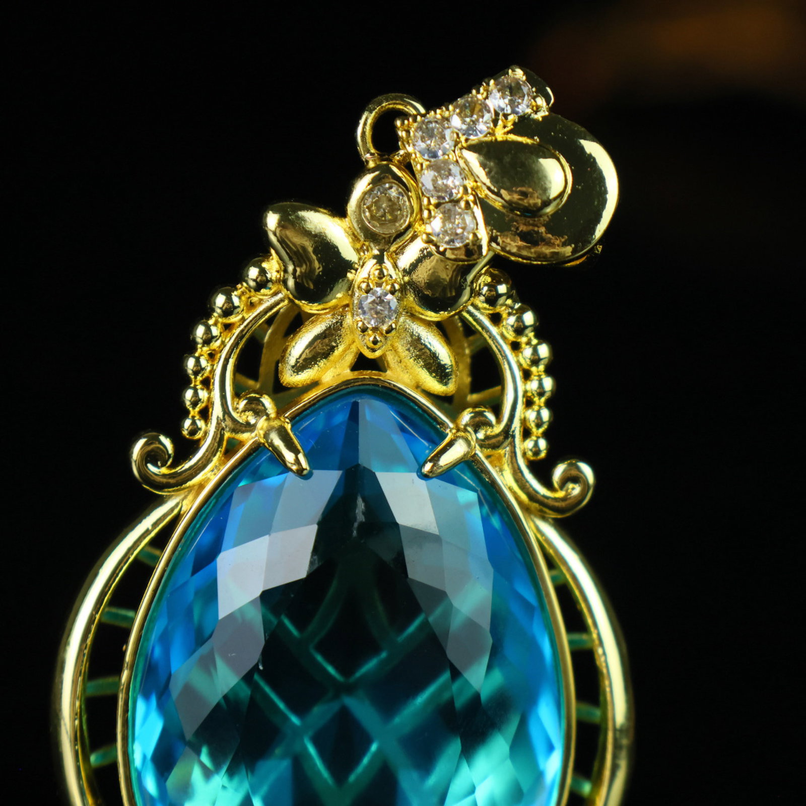 An Exquisite Pendant - 2