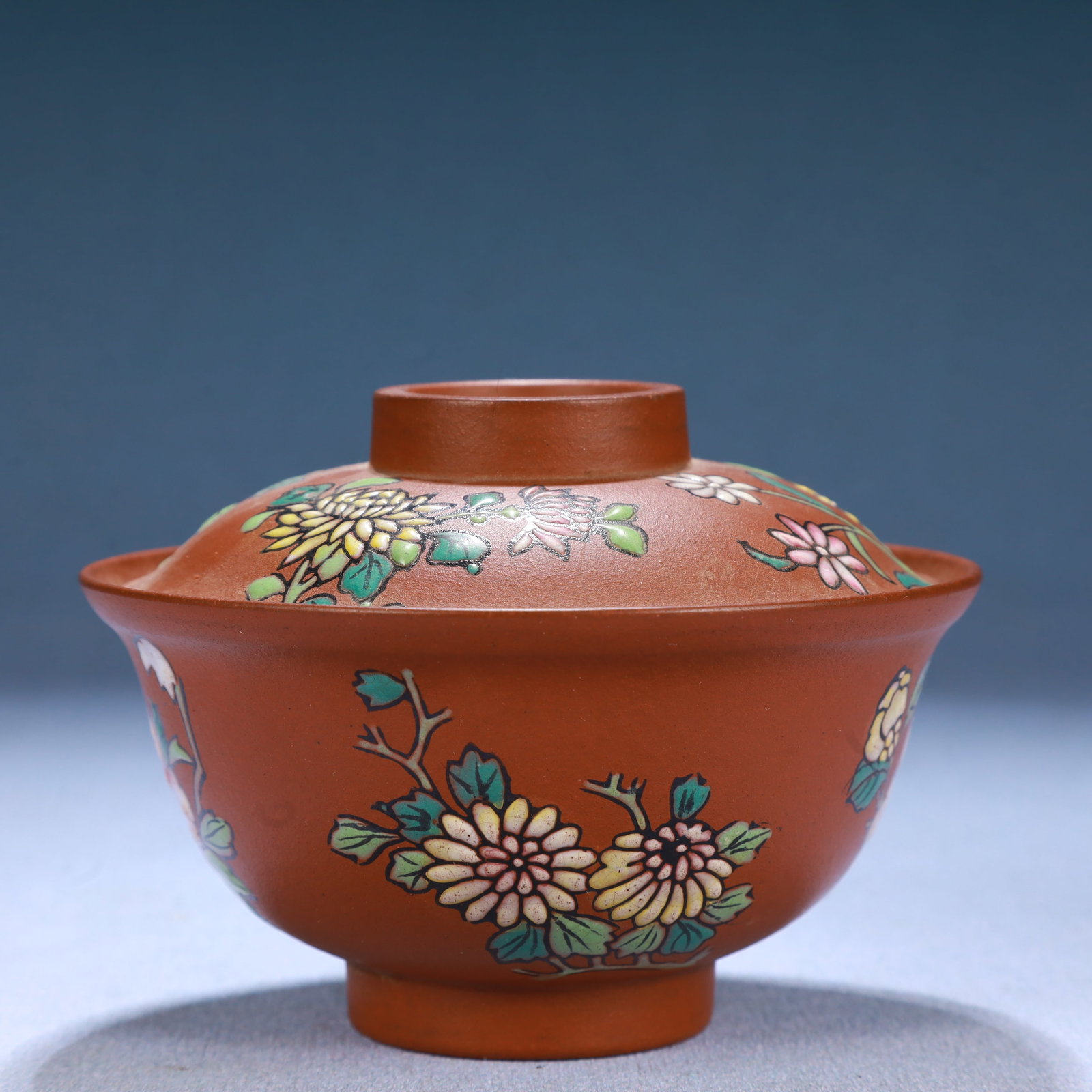 A Pair of Purple Sands Painted Color Flower Pattern Tea Bowls: A Pair of Purple Sands Painted Color Flower Pattern Tea Bowls,Kangxi period,Qiing Dynasty,China,Size:4.3inx3.1in. Weight:250g.