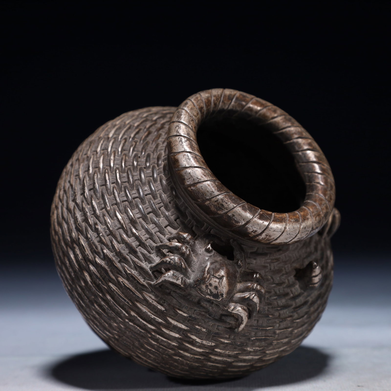 An Exquisite Silver-plated Bronze Crab Pattern Jar - 5