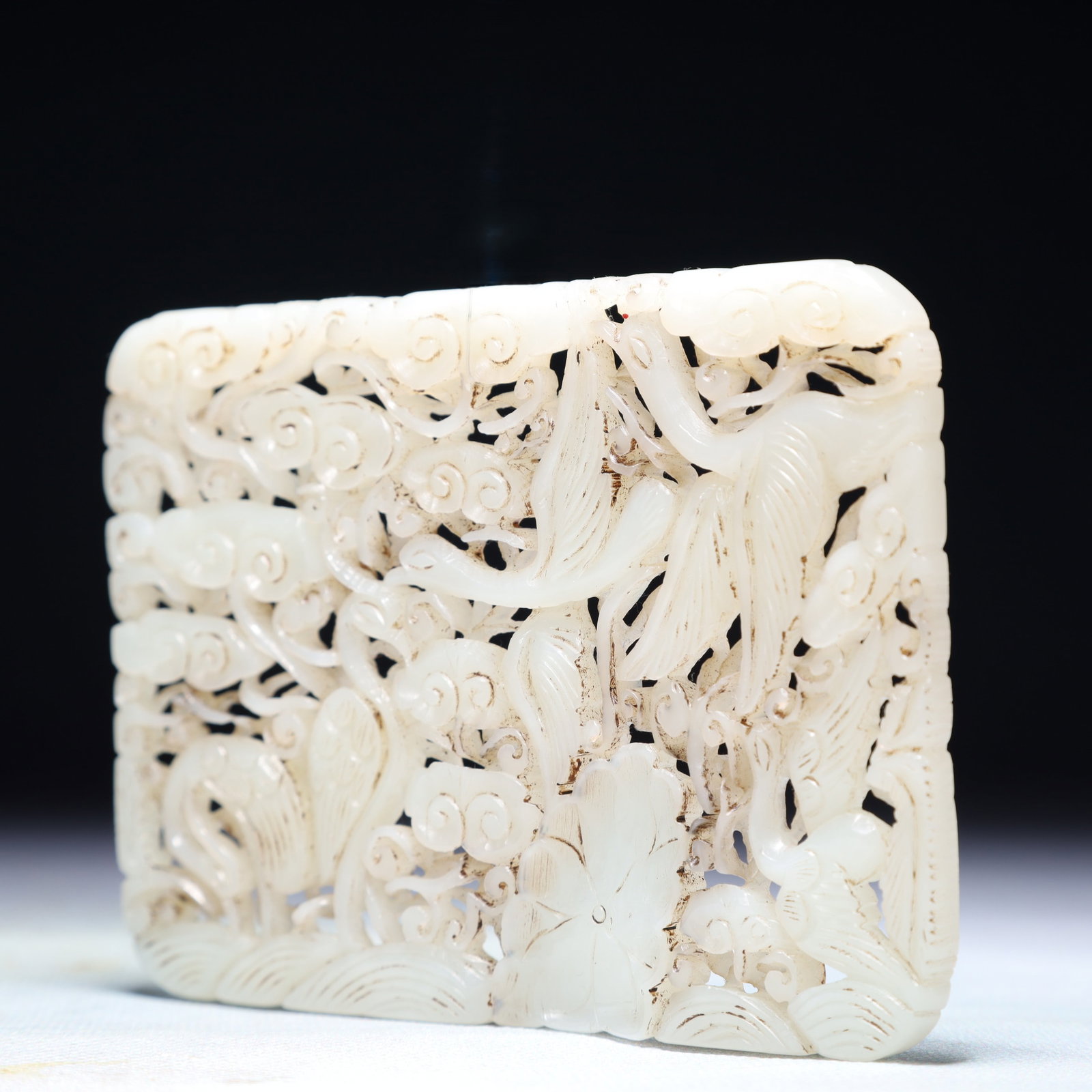 An Exquisite White Jade Crane Pattern Pendant - 4