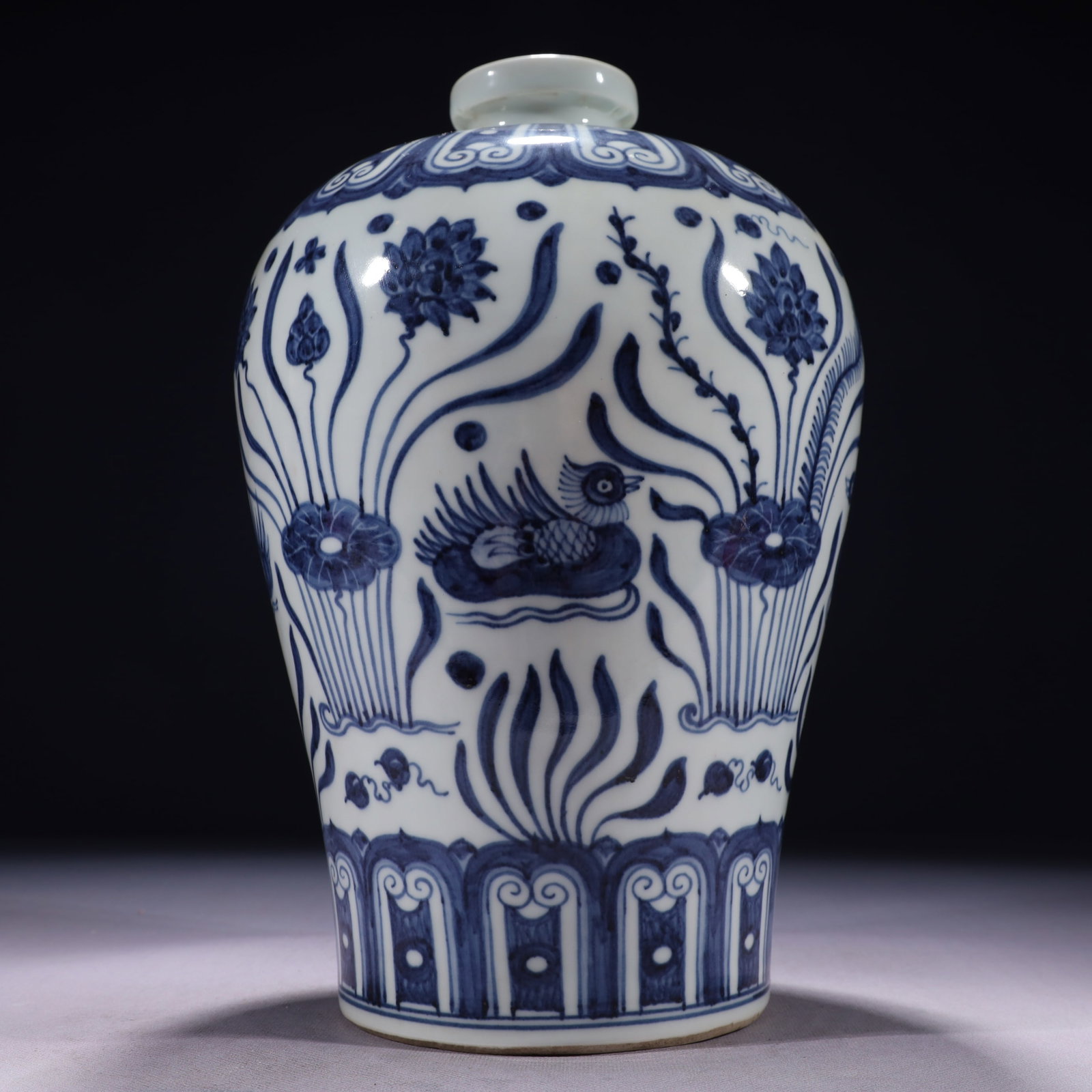 An Exquisite Blue and White Flower and Mandarin Duck Pattern Vase: An Exquisite Blue and White Flower and Mandarin Duck Pattern Vase,Ming Dynasty,China,Xuande Six-character Mark,Size:7.5inx13in,Weight:3200g 青花花卉鸳鸯纹