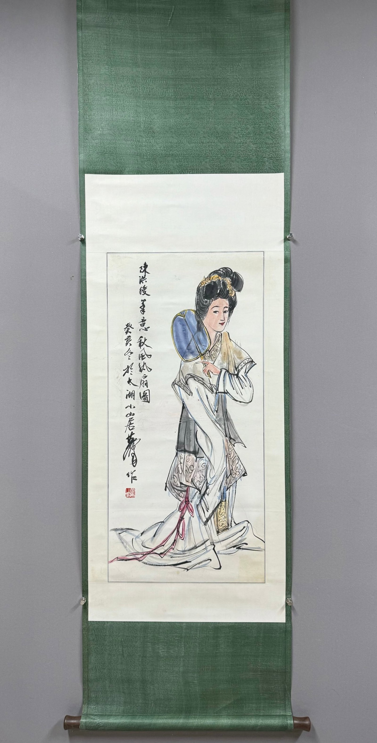 A Chinese Vertical Scroll Ink Painting of Figure on Paper: A Chinese Vertical Scroll Ink Painting of Figure on Paper,Huang Zhou,Size:36.6inx17.3in 一幅中国水墨人物画立轴,黄胄