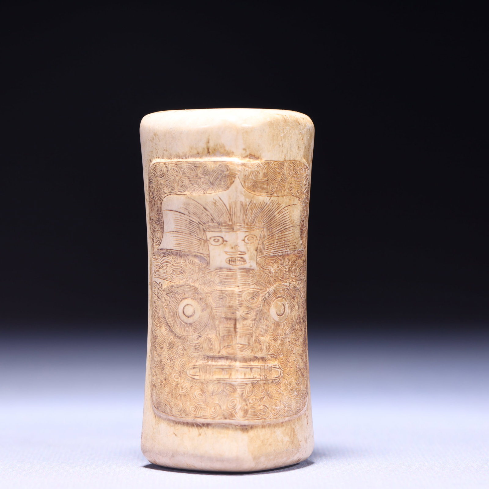 An Archaic Hongshan Culture Yellow Jade Beast-Face Pattern Jade Cong: An Archaic Hongshan Culture Yellow Jade Beast-Face Pattern Jade Cong,Ancient Time,China,Size:1.3inx3in,Weight:181g 红山文化黄玉兽面纹玉ĩ