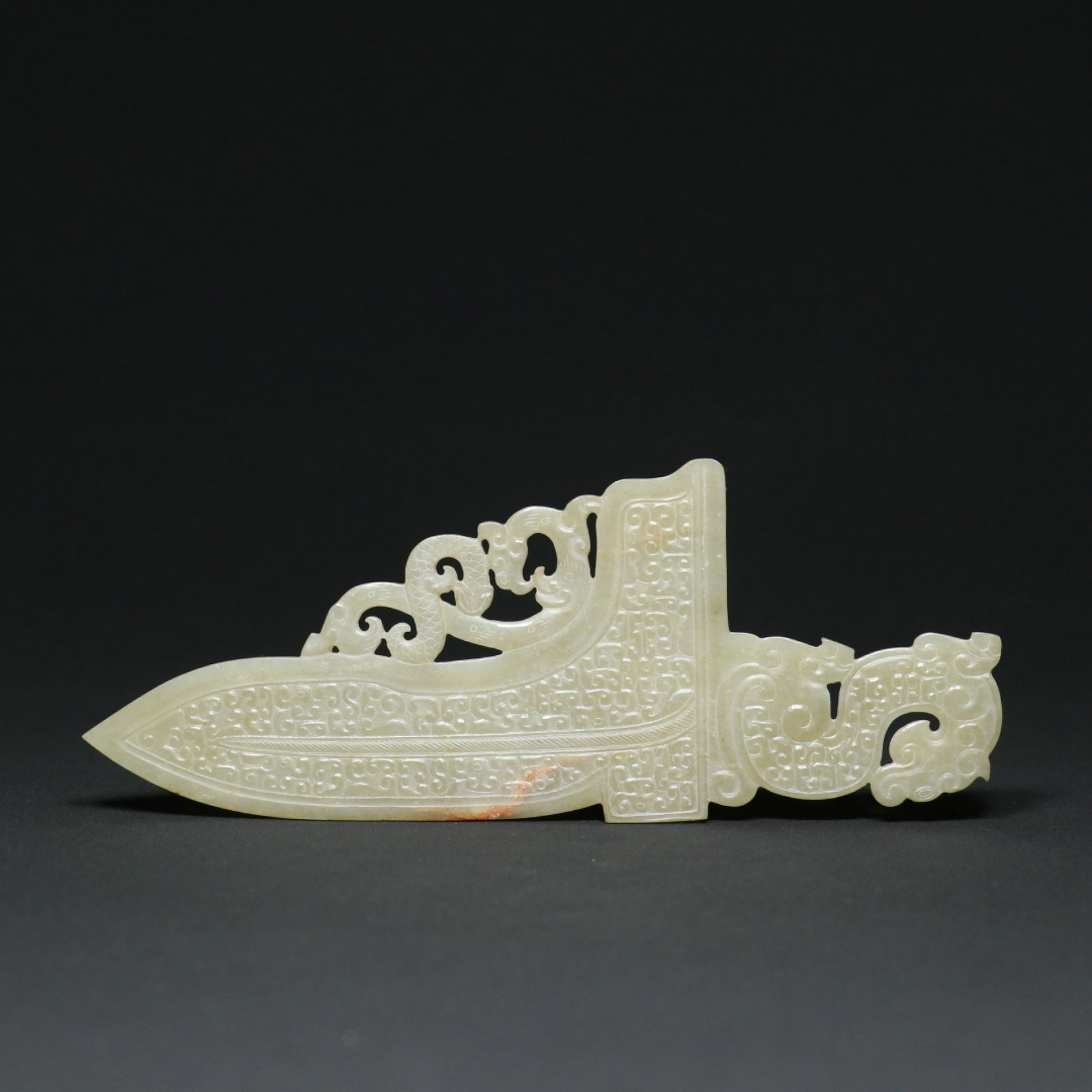 An Exquisite White Jade Auspicious Cloud and Dragon Pattern Ornament: An Exquisite White Jade Auspicious Cloud and Dragon Pattern Ornament,Han Dynasty,China,Size:7.6inx3inx0.2in,Weight:85g 白玉祥云龙纹摆件,中国
