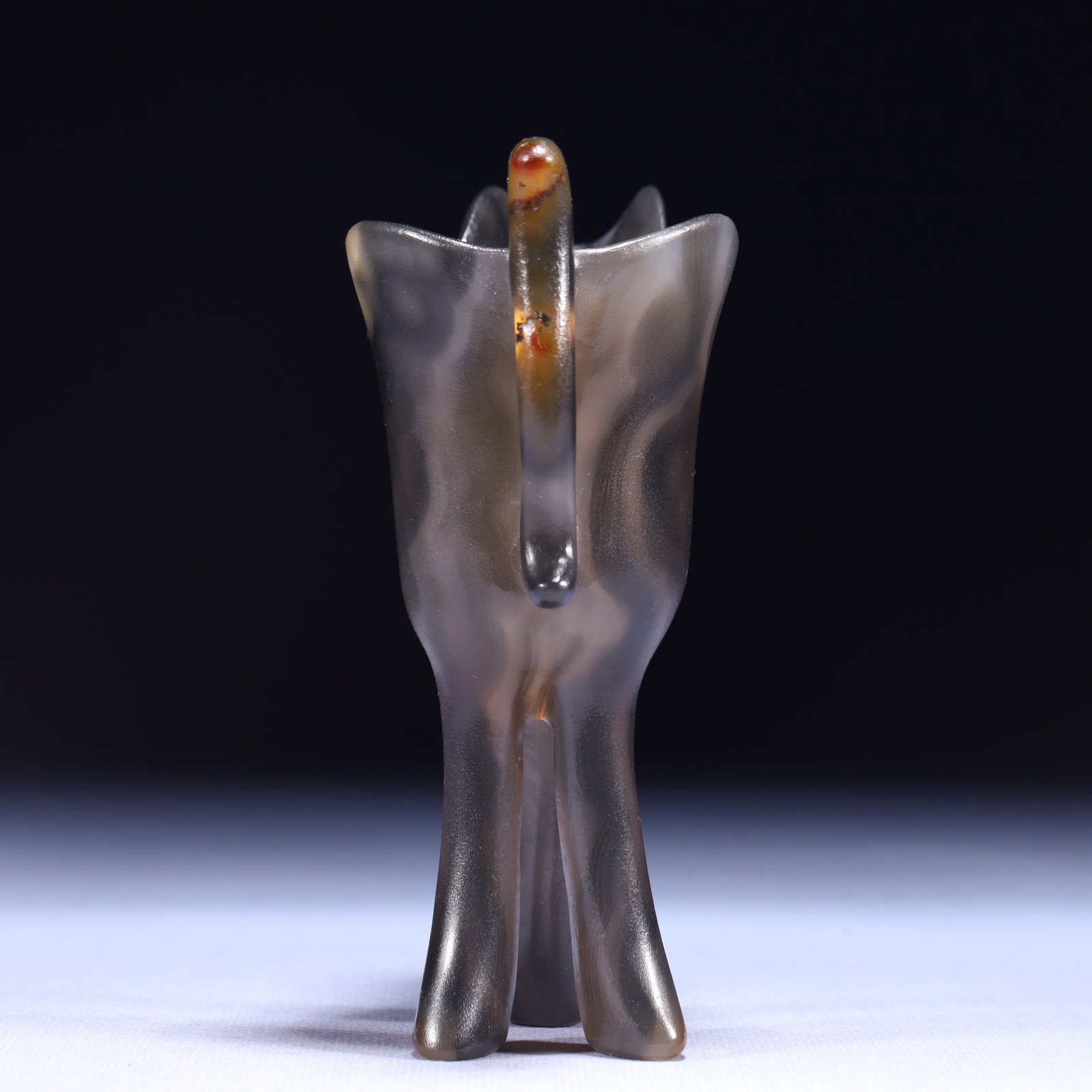 An Exquisite Agate Tripod Cup - 10