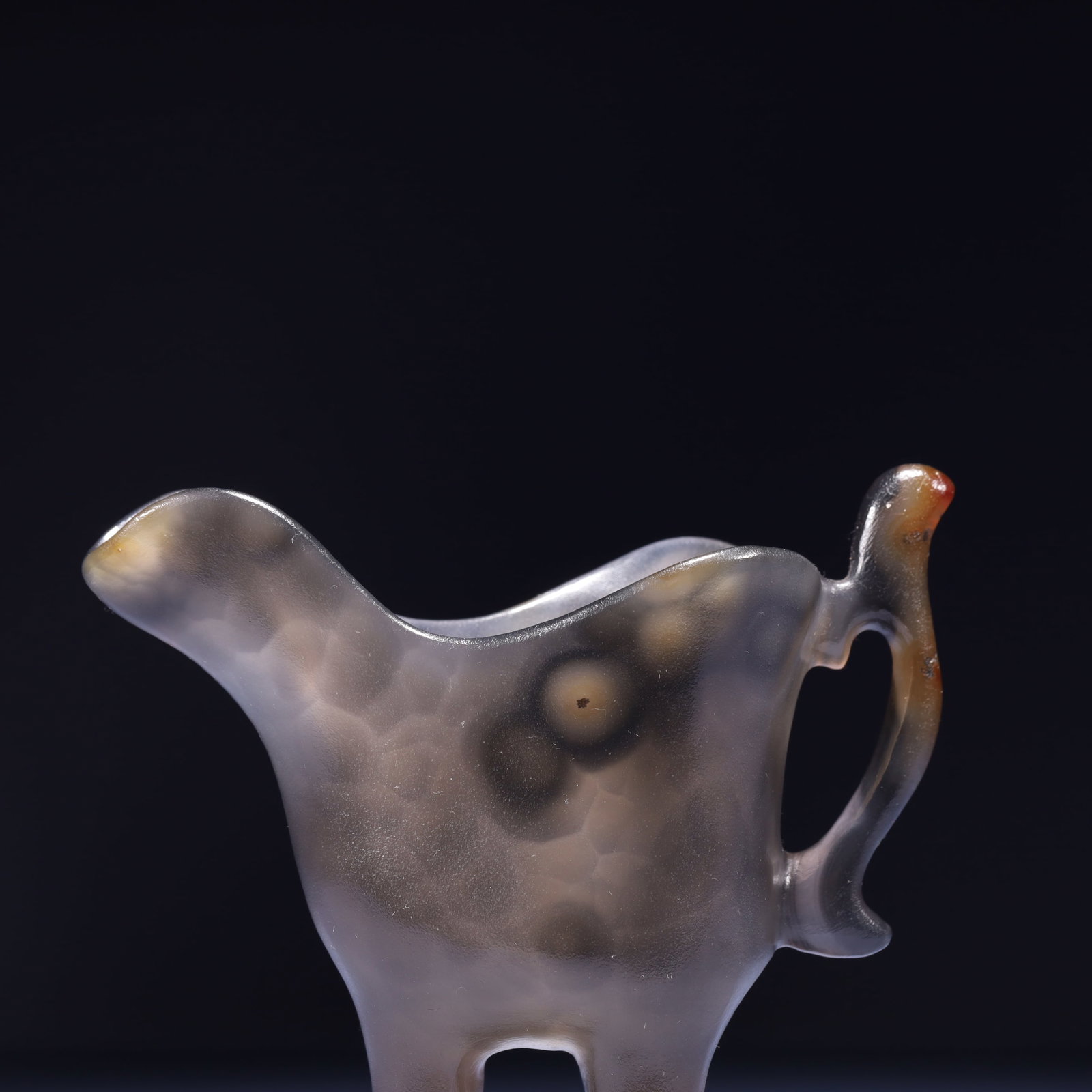 An Exquisite Agate Tripod Cup - 7