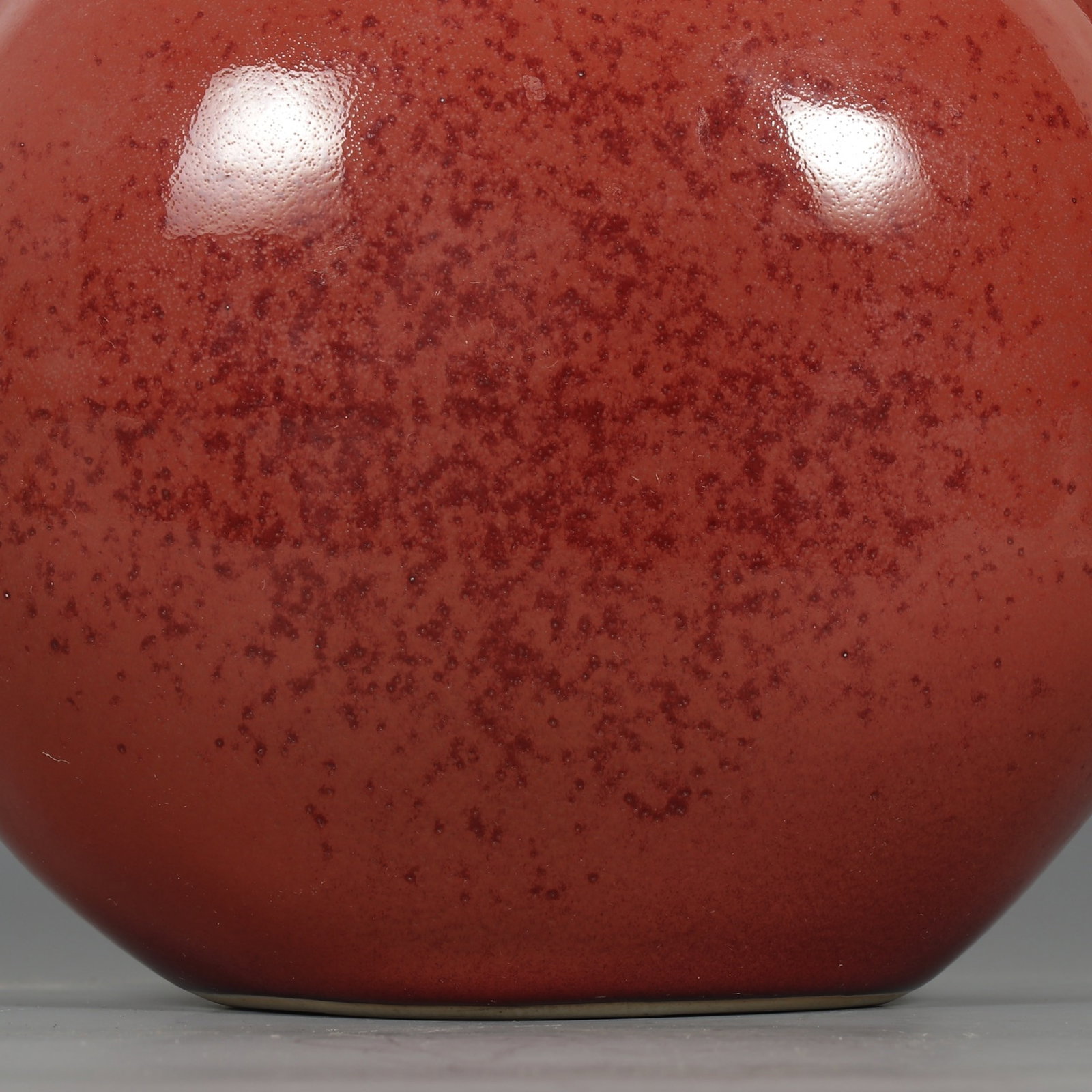 An Exquisite Ruby red-Glazed Double-Ears Vase - 4