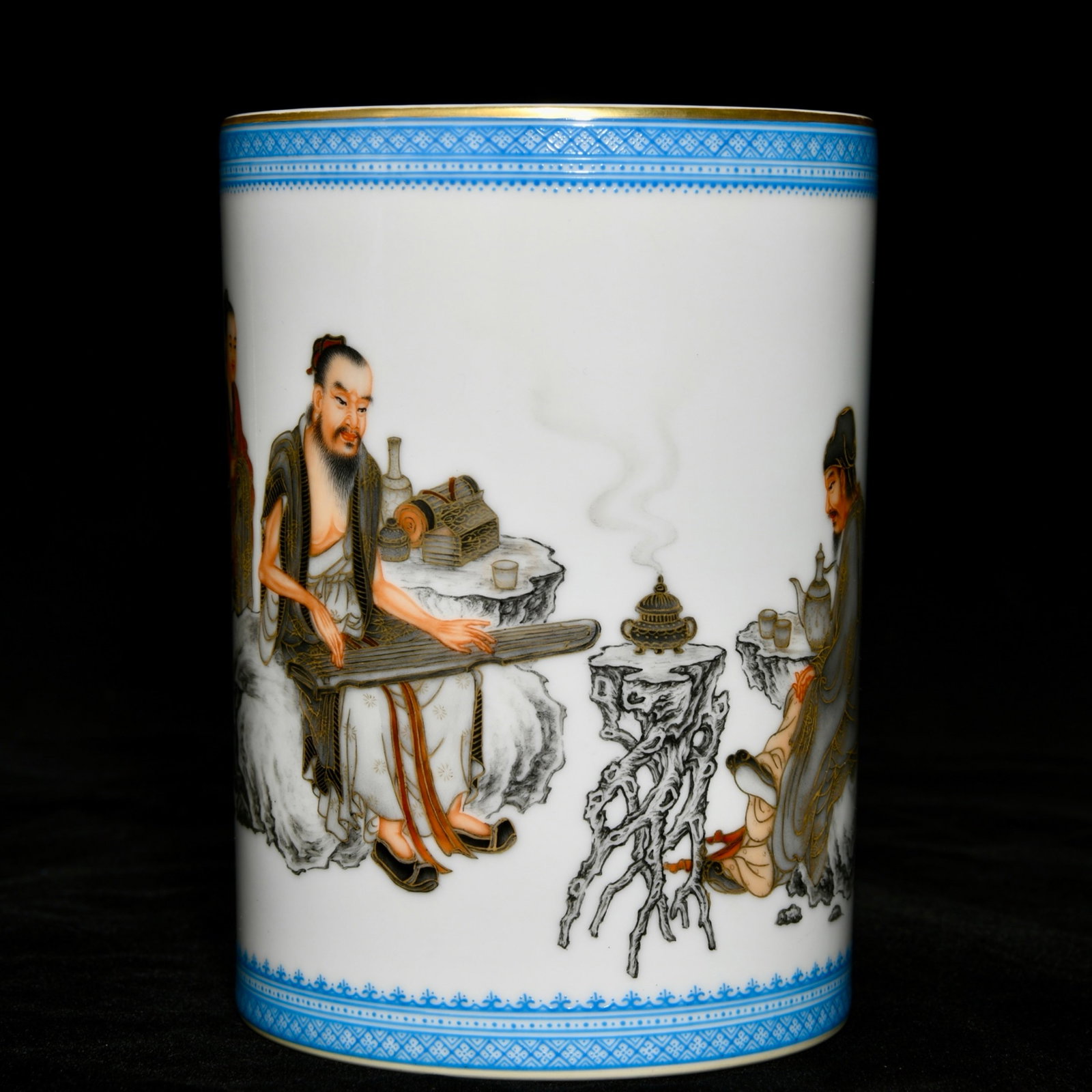 An Exquisite Iron-Red Ink Color Painted Gold Character and Story Pattern Brush Pot,with poem: An Exquisite Iron-Red Ink Color Painted Gold Character and Story Pattern Brush Pot,with poem,Qing Dynasty,China,Qianlong Six-character Mark,Size:5.6inx4in