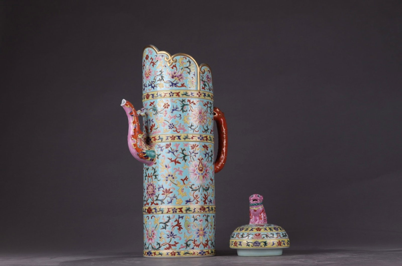 A Rare Enamel Lotus Pattern Pot - 4