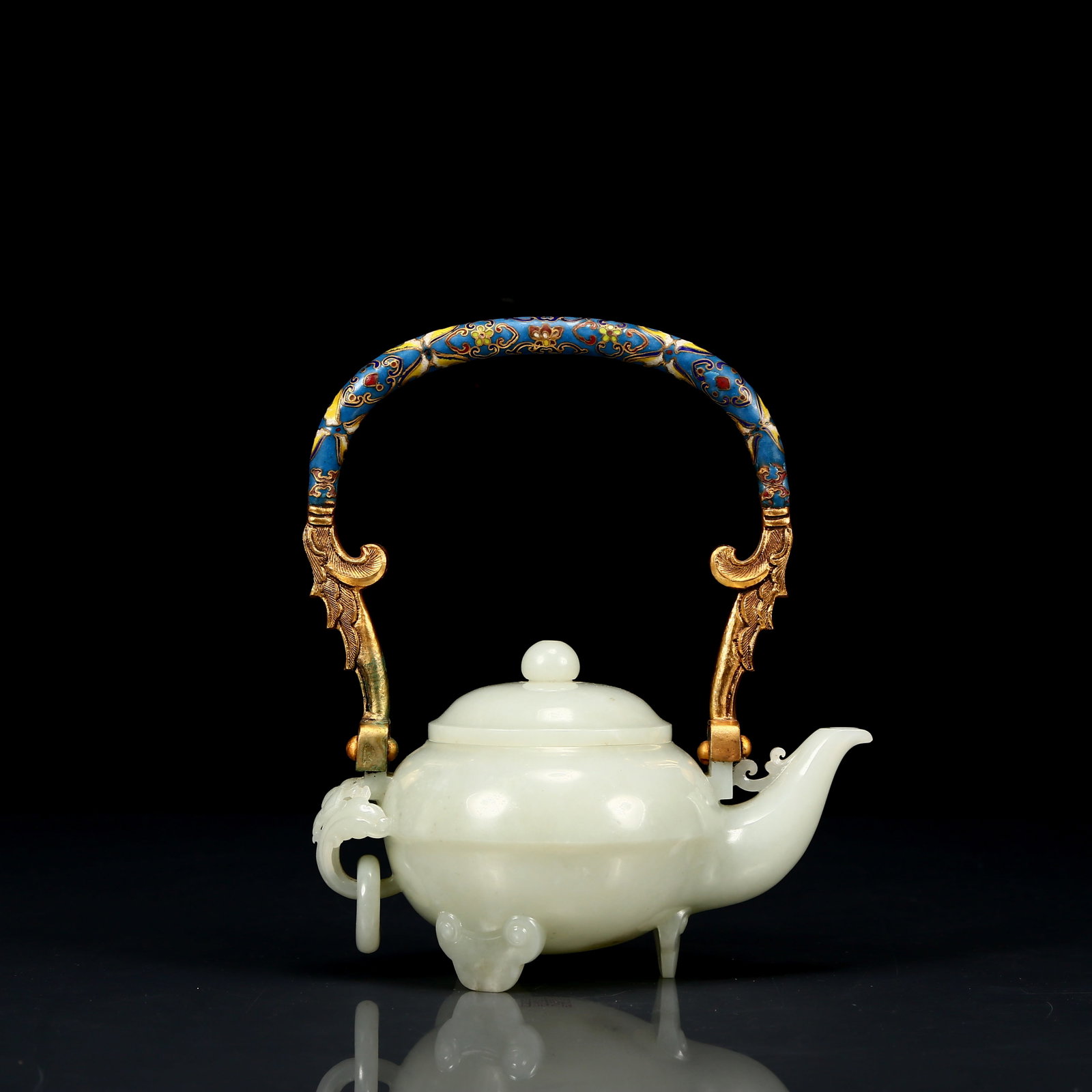 An Exquisite White Jade with Gilt Bronze Phoenix Handle Tripod Teapot: An Exquisite White Jade with Gilt Bronze Phoenix Handle Tripod Teapot,Qing Dynasty, China,Qianlong Four-character Mark,Size:6.3inx3.7inx7.5in,Weight:530g 白玉嵌鎏金࠰
