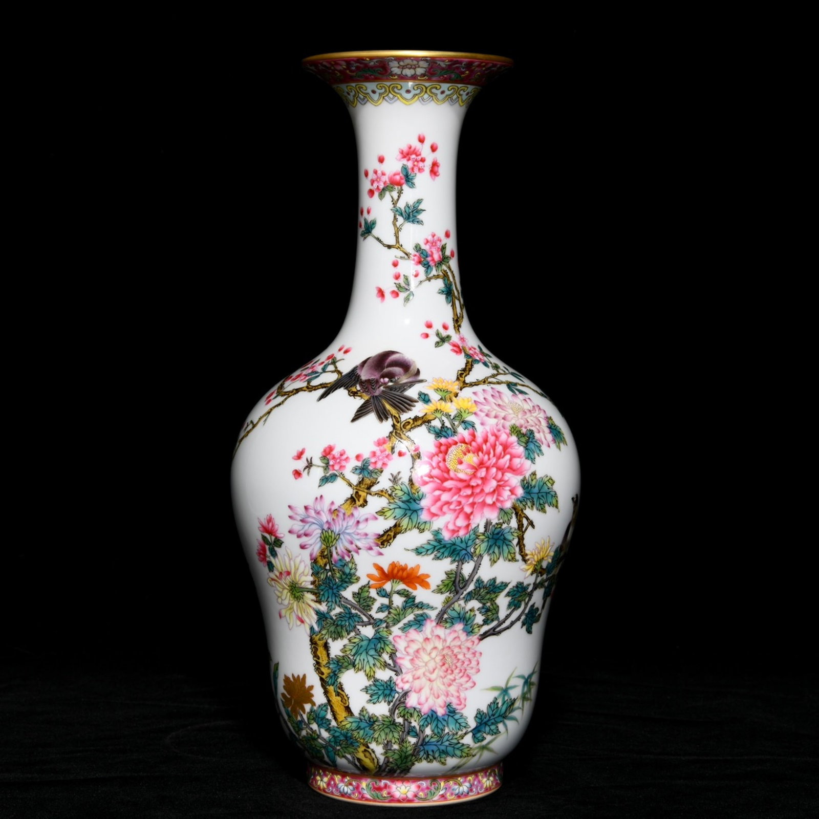 A Rare Famille-Rose Flower and Bird Pattern Vase,with poem (1 of 8)