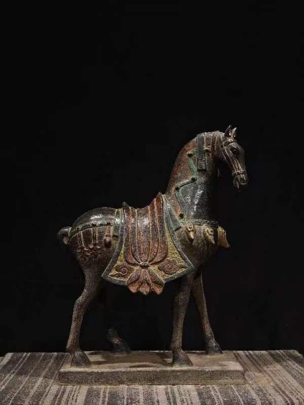 A Rare Limestone Horse Ornament: A Rare Limestone Horse Ornament,Tang Dynasty, China,Size:14.6inx11inx5.9in 青石马摆件,中国唐代