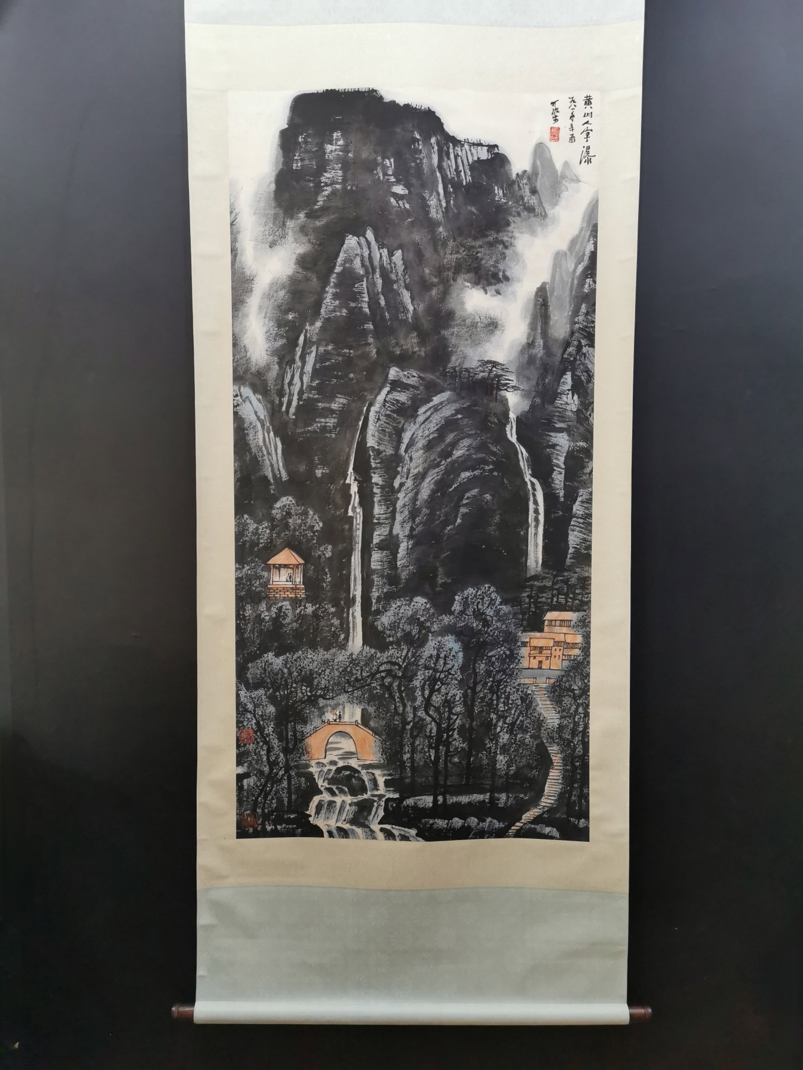A Chinese Vertical Scroll Ink Painting of Landscape on Paper: A Chinese Vertical Scroll Ink Painting of Landscape on Paper,Li Keran,Size:26.4inx53.9in