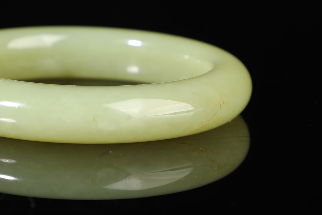 An Exquisite Yellow Jade Bracelets - 4