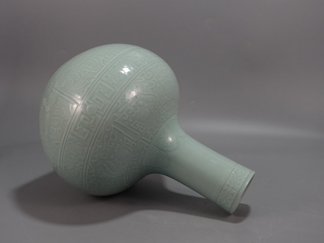 A Rare Celadon Glazed Beast-Face Pattern Vase - 5
