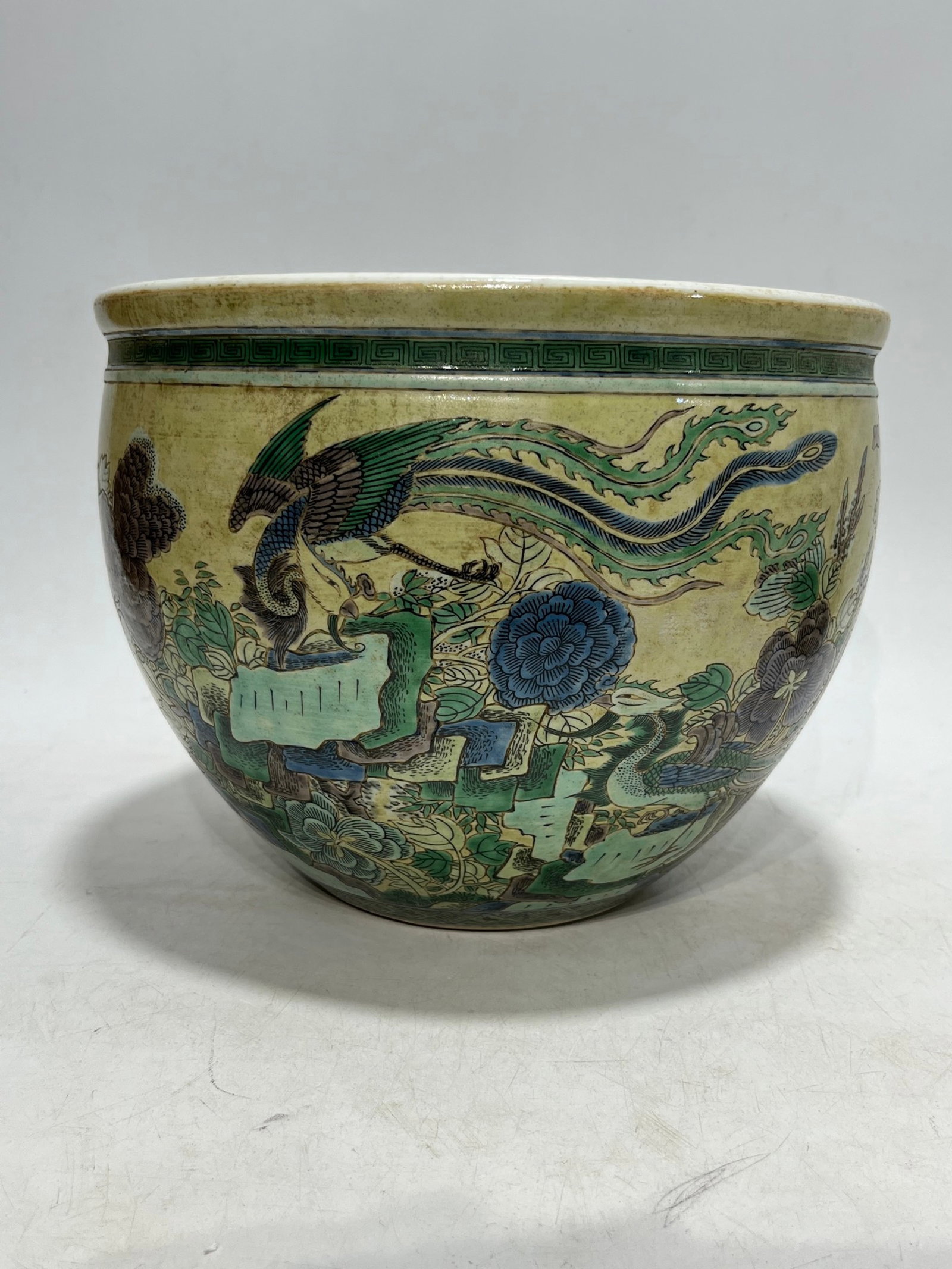 An Exquisite Biscuit Flower and Bird Pattern Vat: An Exquisite Biscuit Flower and Bird Pattern Vat,Qing Dynasty,China,Size:8.6in 素三彩花鸟纹缸,中国清代