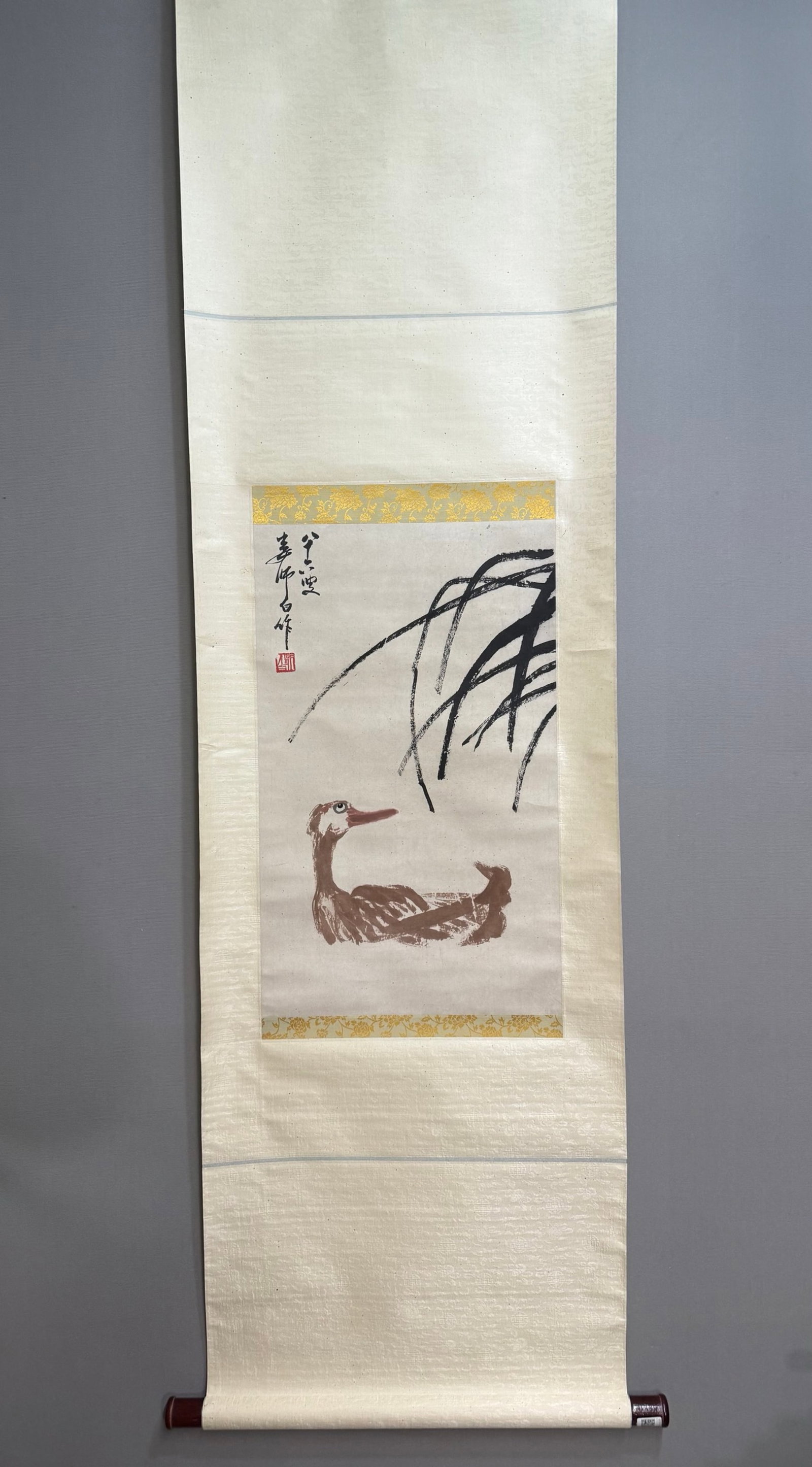 A Chinese Vertical Scroll Ink Painting of Duck on Paper: A Chinese Vertical Scroll Ink Painting of Duck on Paper,Lou Shibai,Size:24.4inx14.6in 一幅中国水墨鸭画立轴,娄师白