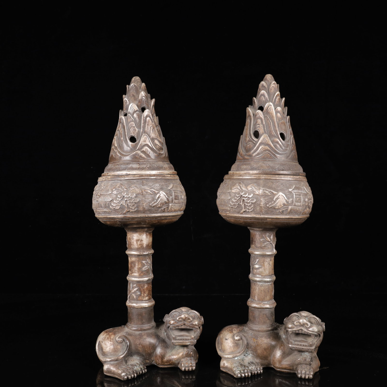 A Pair of Exquisite Silver-Plated Bronze Landscape Pattern Auspicious Beast Censers: A Pair of Exquisite Silver-Plated Bronze Landscape Pattern Auspicious Beast Censers,Qing Dynasty,China,Size:5.1inx3.5inx14.6in,Weight:3350g