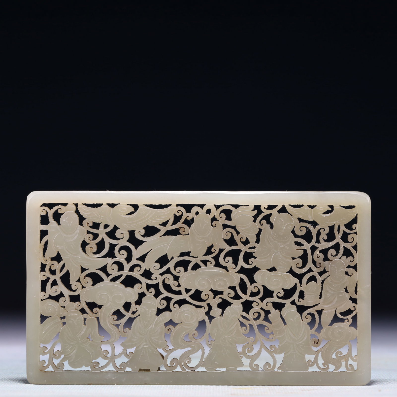 An Exquisite White Jade Figure Pattern Pendant: An Exquisite White Jade Figure Pattern Pendant,Qing Dynasty,China,Size:5.3inx3in,Weight:112g 白玉人物纹佩,中国清代