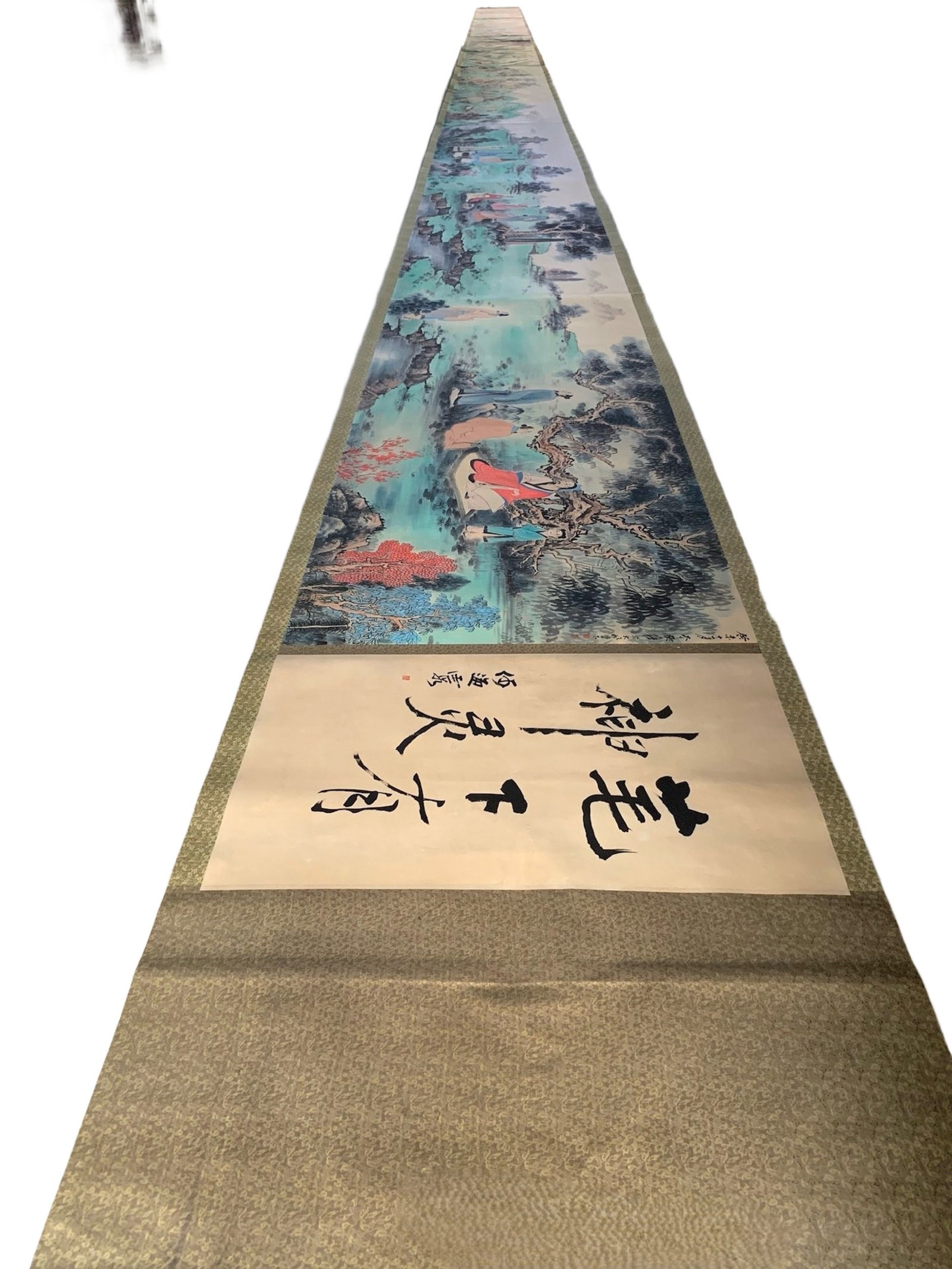 A Chinese Hand Scroll Ink Painting of Landscape and Figure on Paper: A Chinese Hand Scroll Ink Painting of Landscape and Figure on Paper,Zhang Daqian,Size:1574.8in 一幅中国水墨山水人物画手卷,