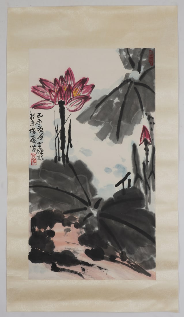 A Chinese Ink Painting of Lotus on Paper: A Chinese Ink Painting of Lotus on Paper,Li Kuchan,Size:34.6inx18.9in 一幅中国水墨荷花画,李苦禅
