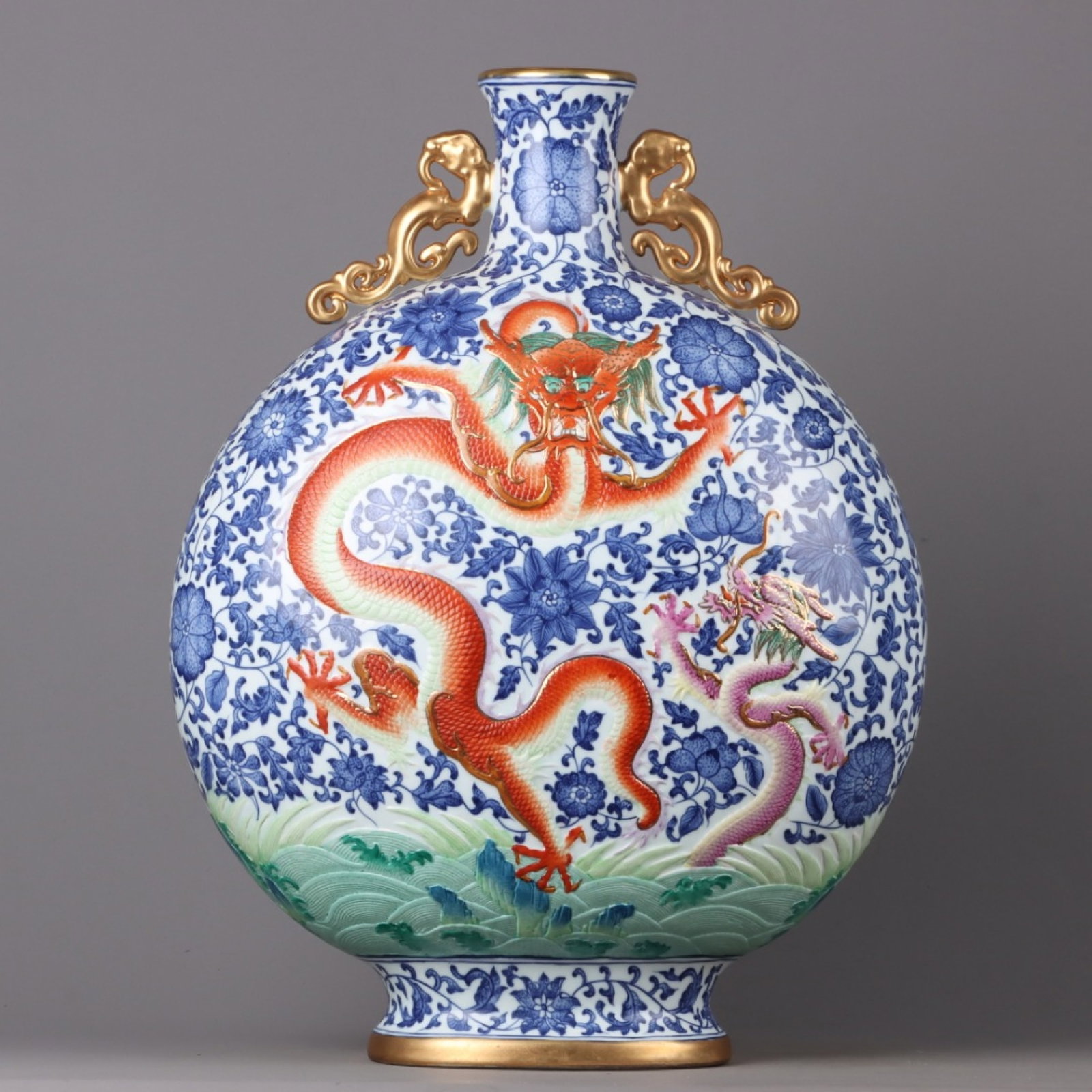 A Huge Blue and White Jiacai Lotus and Dragon Pattern Double-Ears Vase: A Huge Blue and White Jiacai Lotus and Dragon Pattern Double-Ears Vase,Qing Dynasty,China,Yongzheng Four-character Mark,Size:14.6inx23.2in 青花加彩缠枝莲Ƙ
